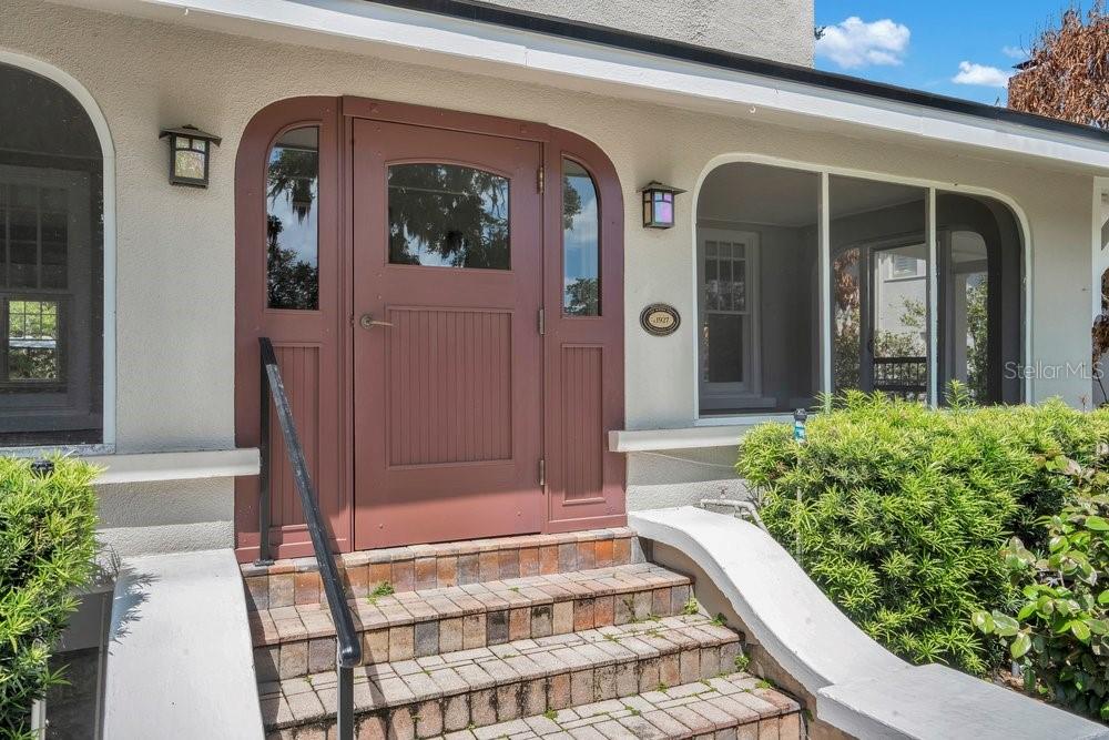 Image 2 of 37 For 1565 Forest Avenue