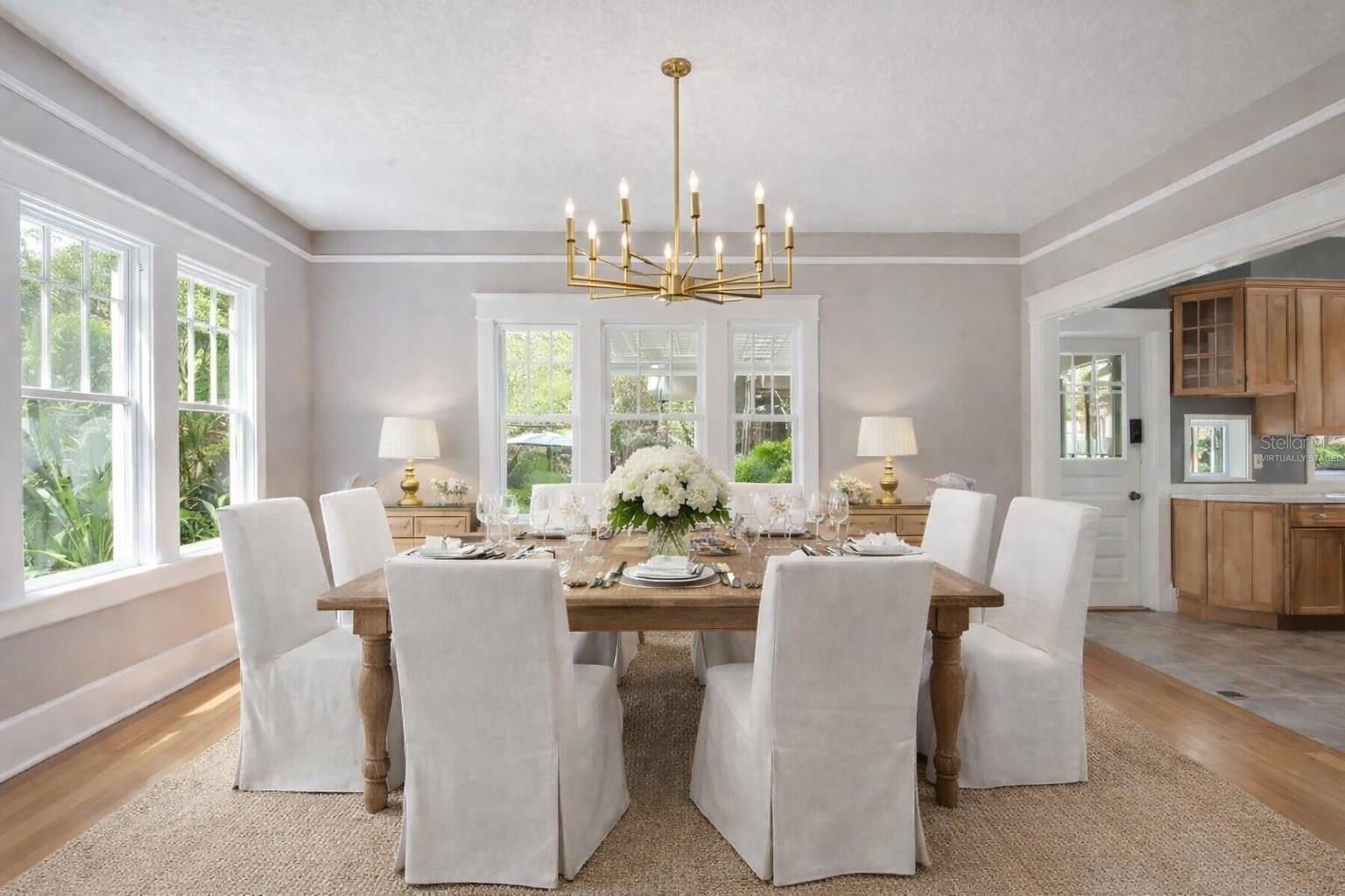 Image 7 of 37 For 1565 Forest Avenue