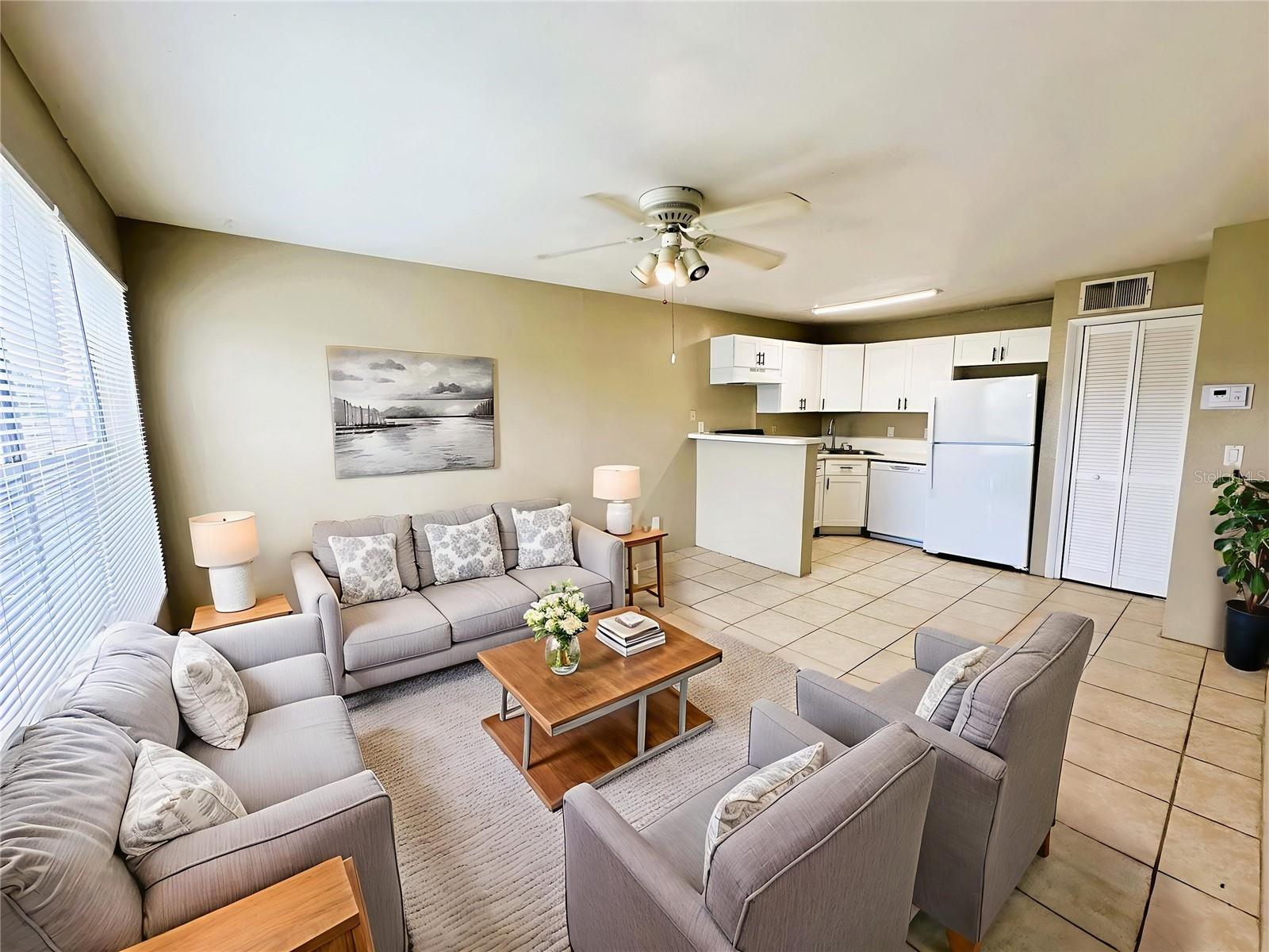 Image 4 of 16 For 4760 Walden Circle 5-31