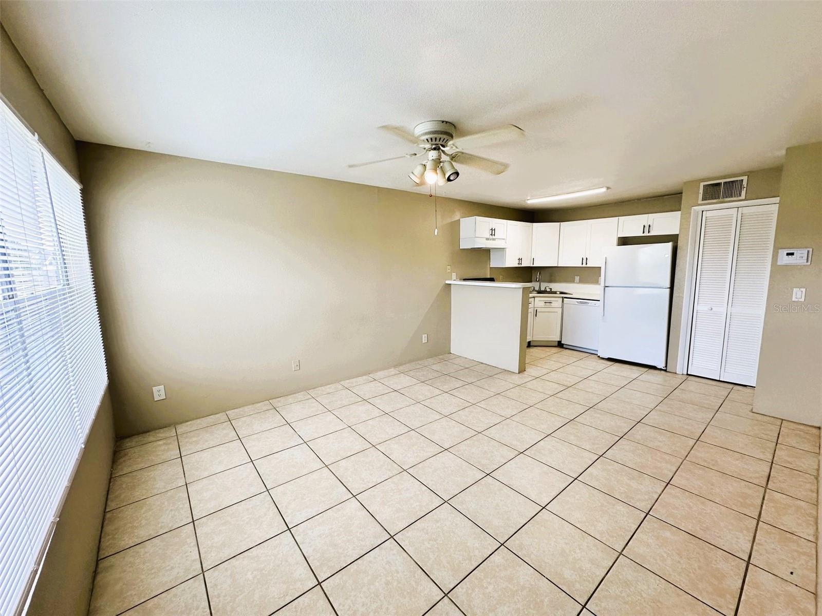 Image 5 of 16 For 4760 Walden Circle 5-31