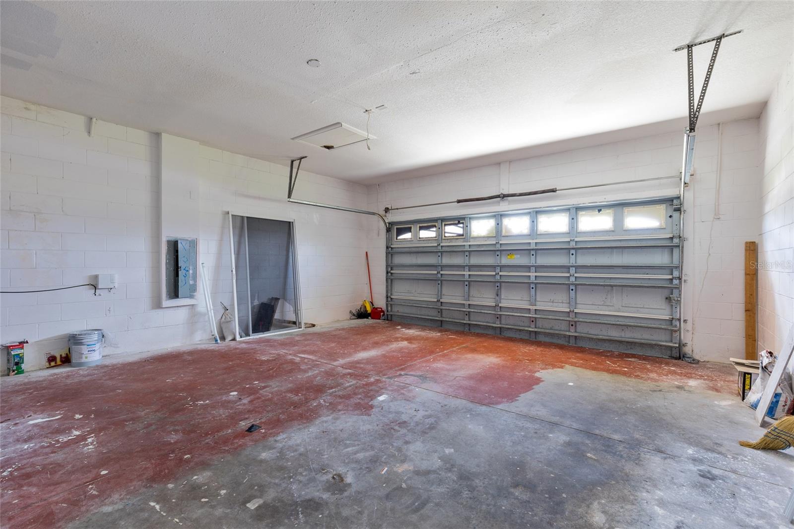 Image 19 of 28 For 308 Cimarron Court