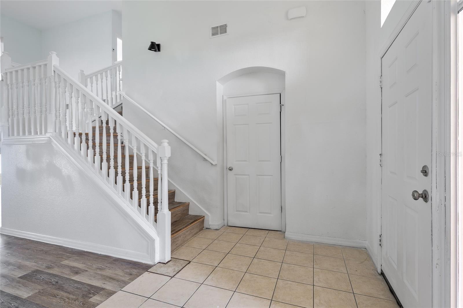 Image 3 of 28 For 308 Cimarron Court