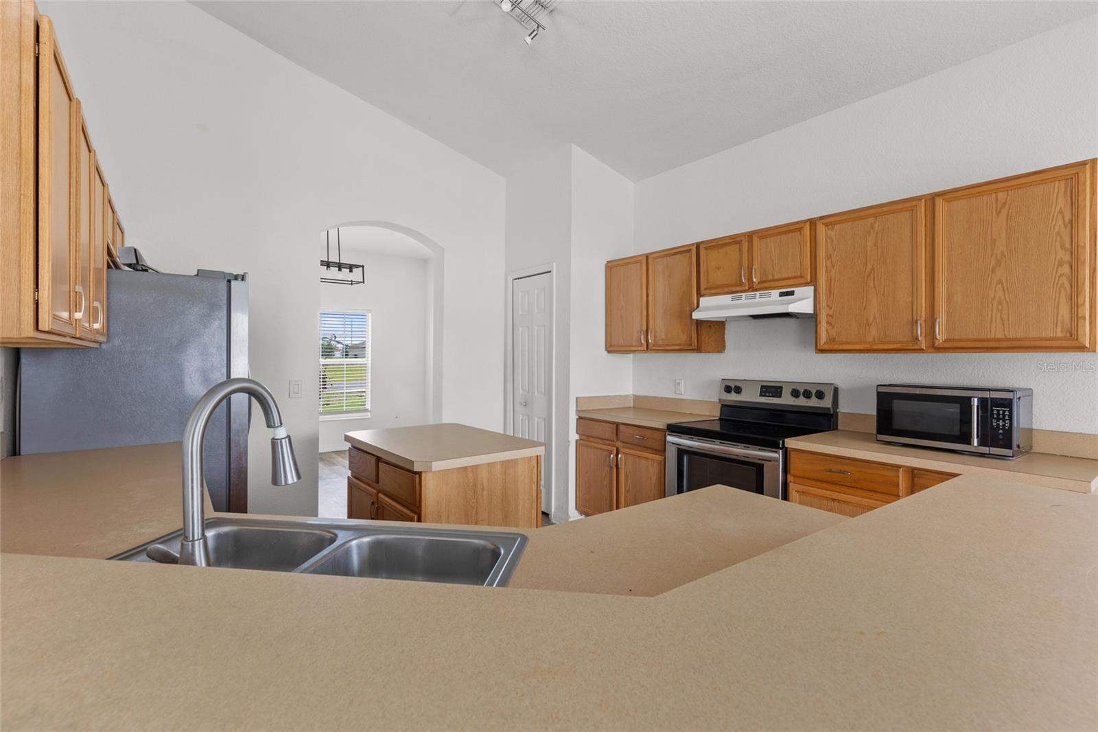 Image 8 of 28 For 308 Cimarron Court