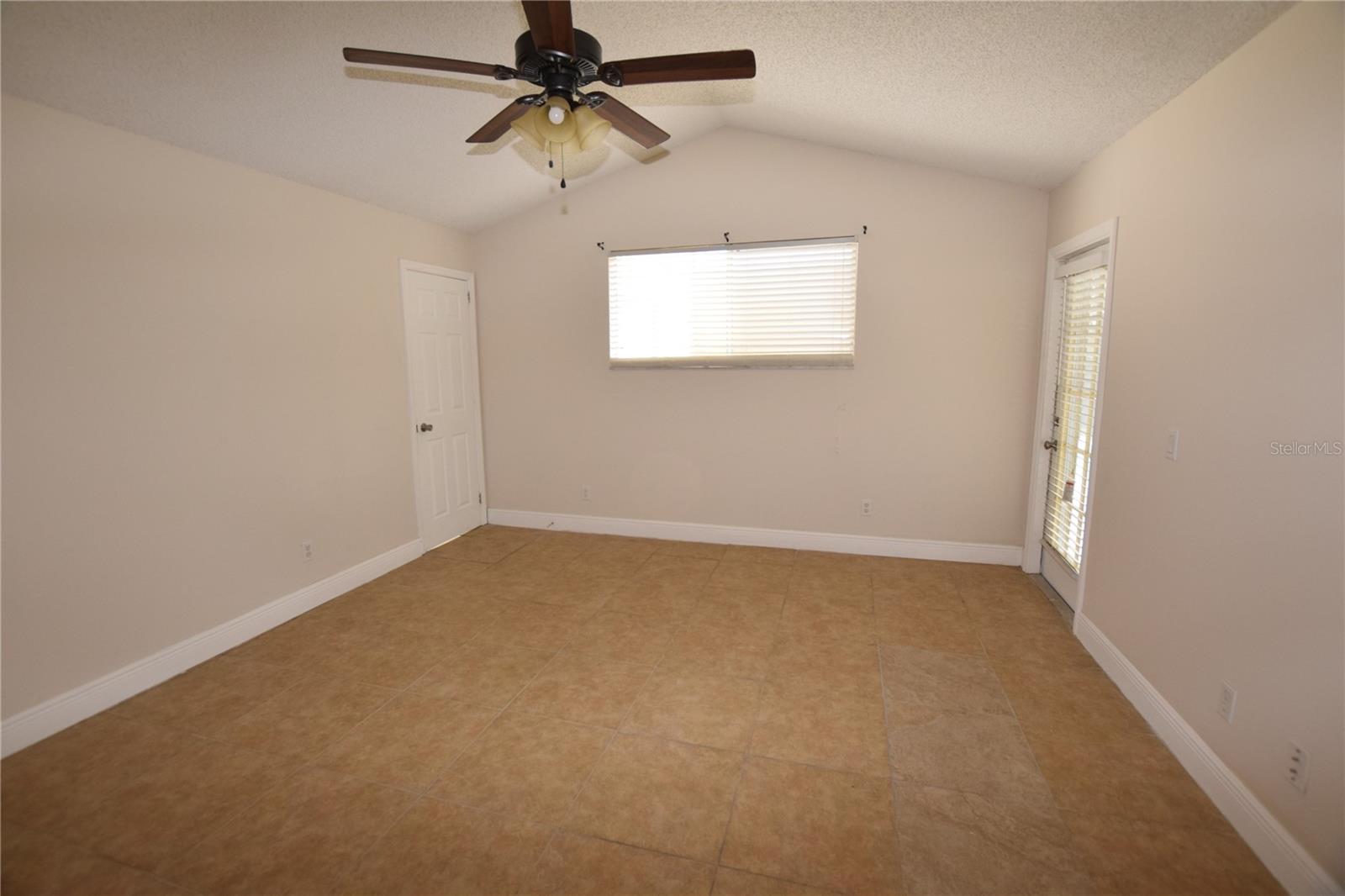 Image 15 of 24 For 6952 Knightswood Drive