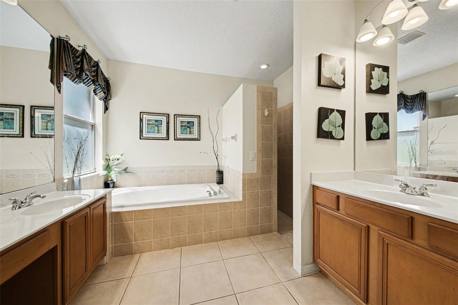 Image 12 of 29 For 4323 Caledonia Avenue