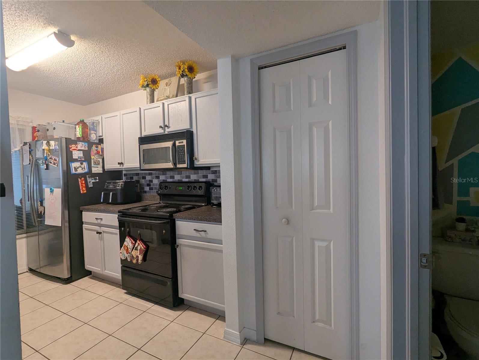 Image 11 of 40 For 10740 Keys Gate Drive