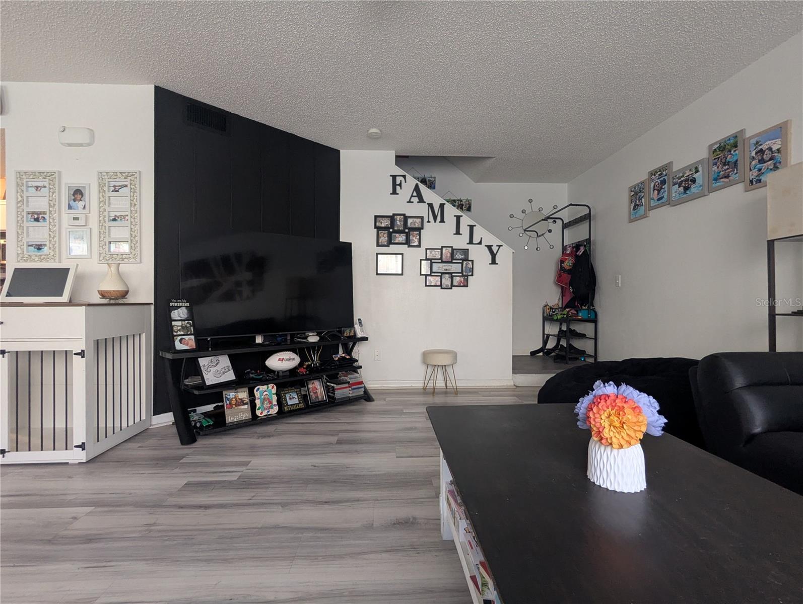 Image 5 of 40 For 10740 Keys Gate Drive