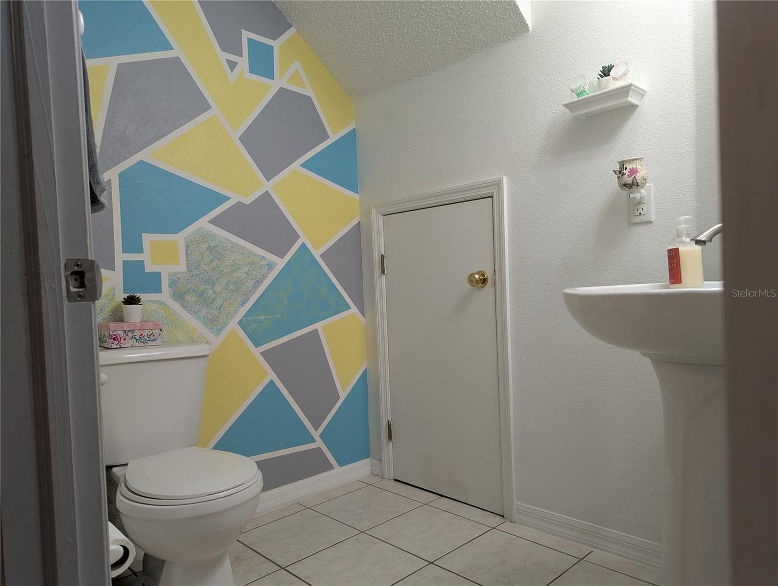 Image 6 of 40 For 10740 Keys Gate Drive