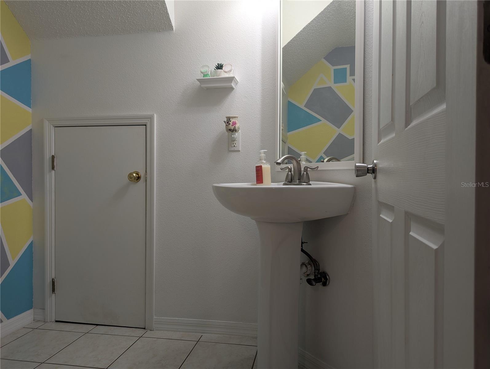 Image 8 of 40 For 10740 Keys Gate Drive