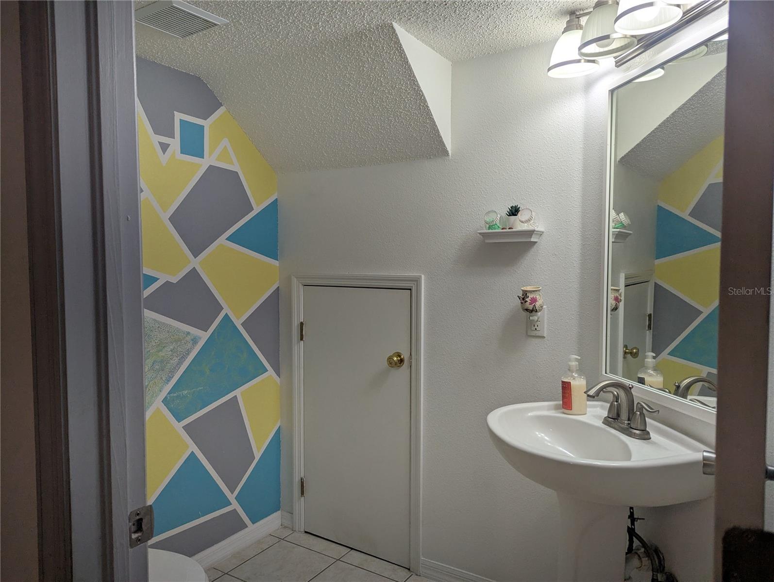 Image 9 of 40 For 10740 Keys Gate Drive