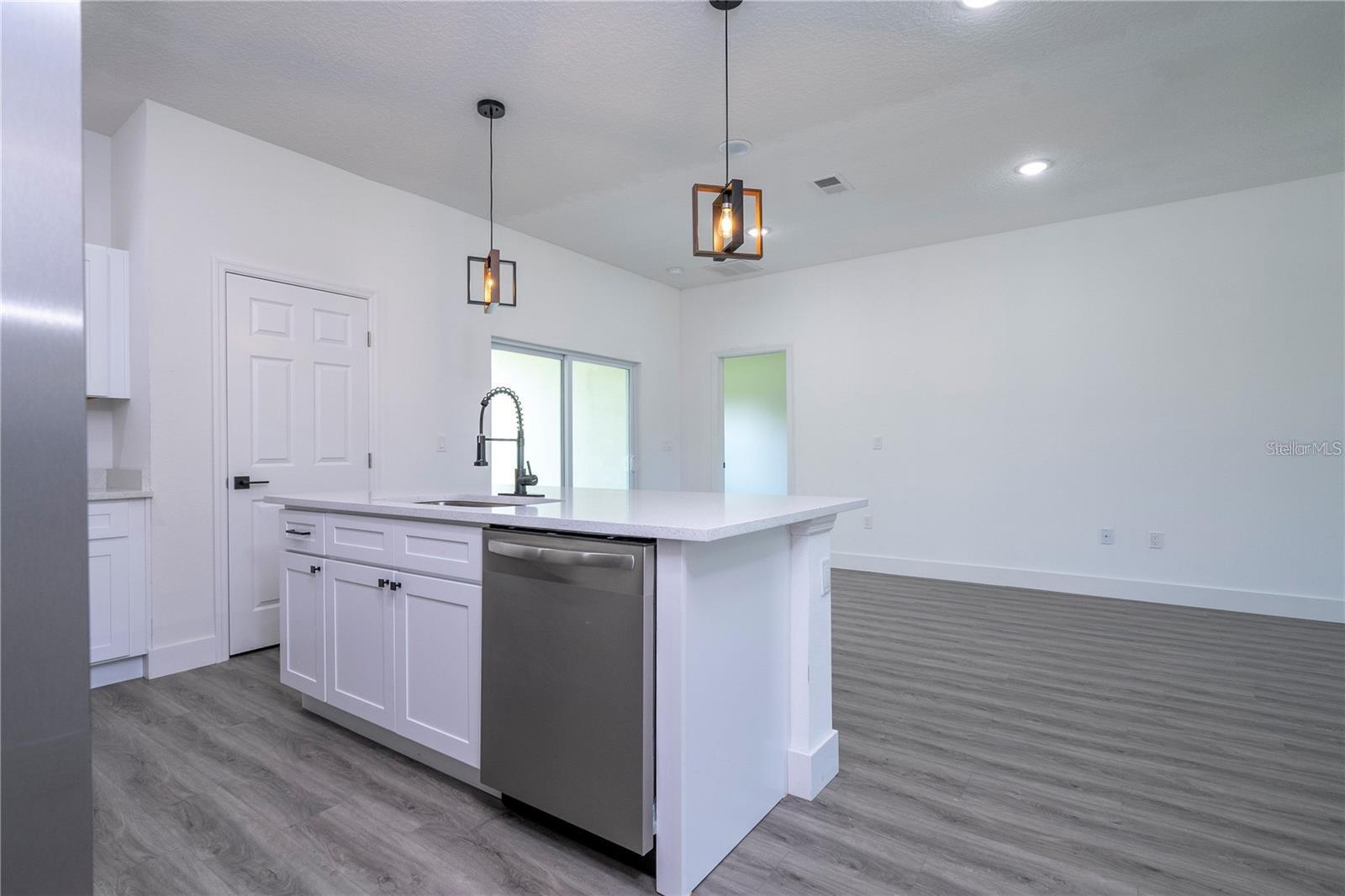 Image 10 of 35 For 6671 151st Loop