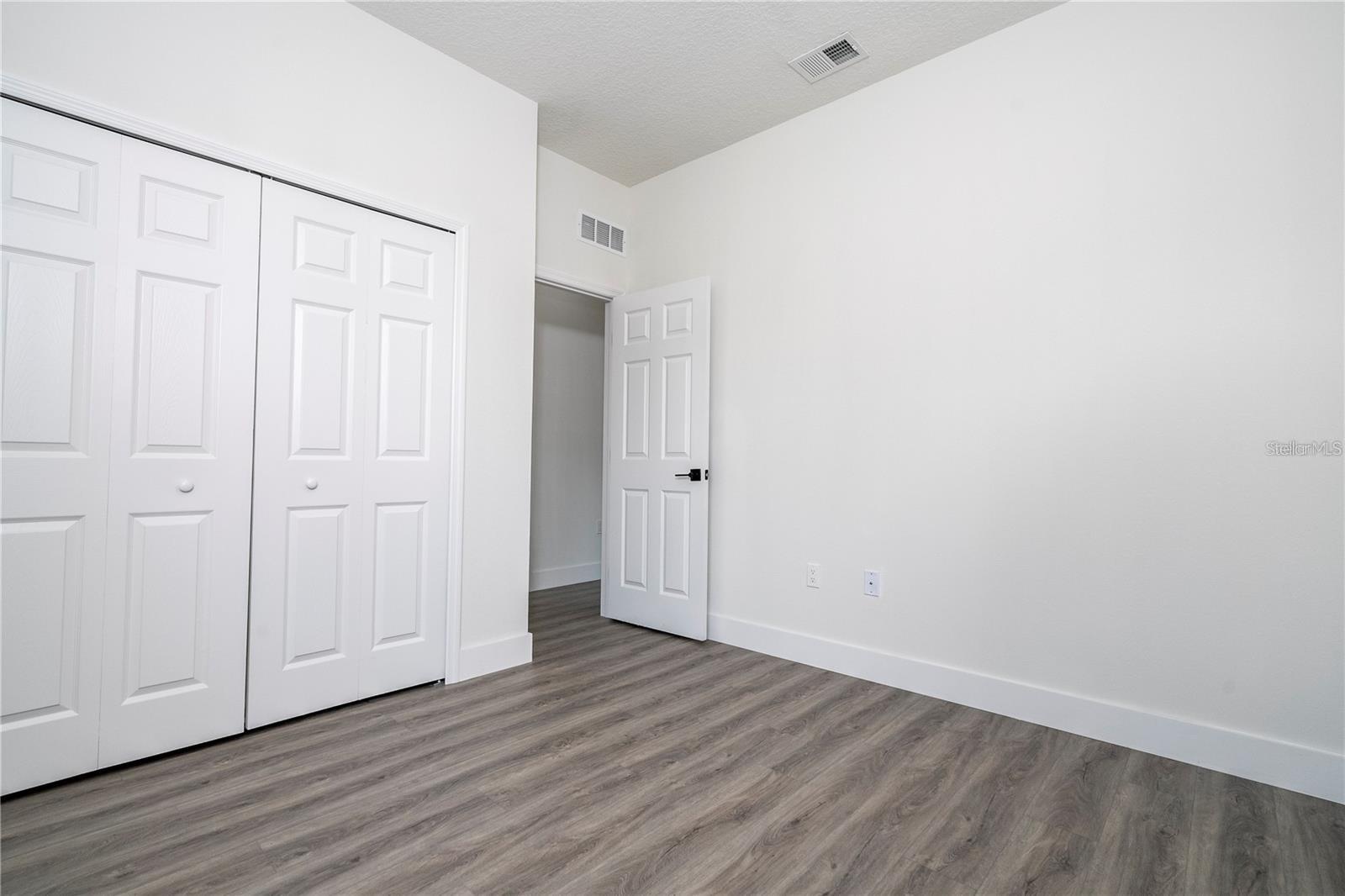 Image 28 of 35 For 6671 151st Loop