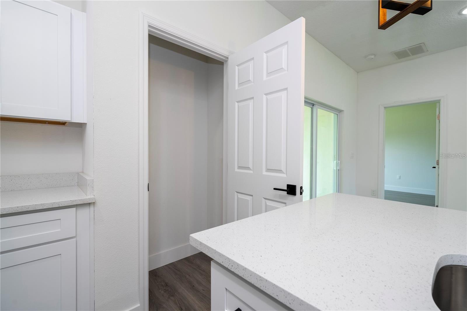 Image 8 of 35 For 6671 151st Loop