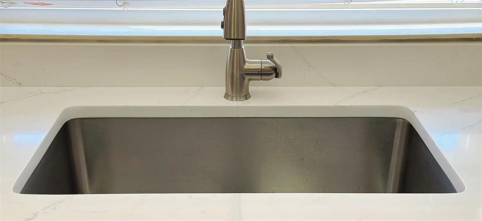 Image 13 of 43 For 13212 Social Lane