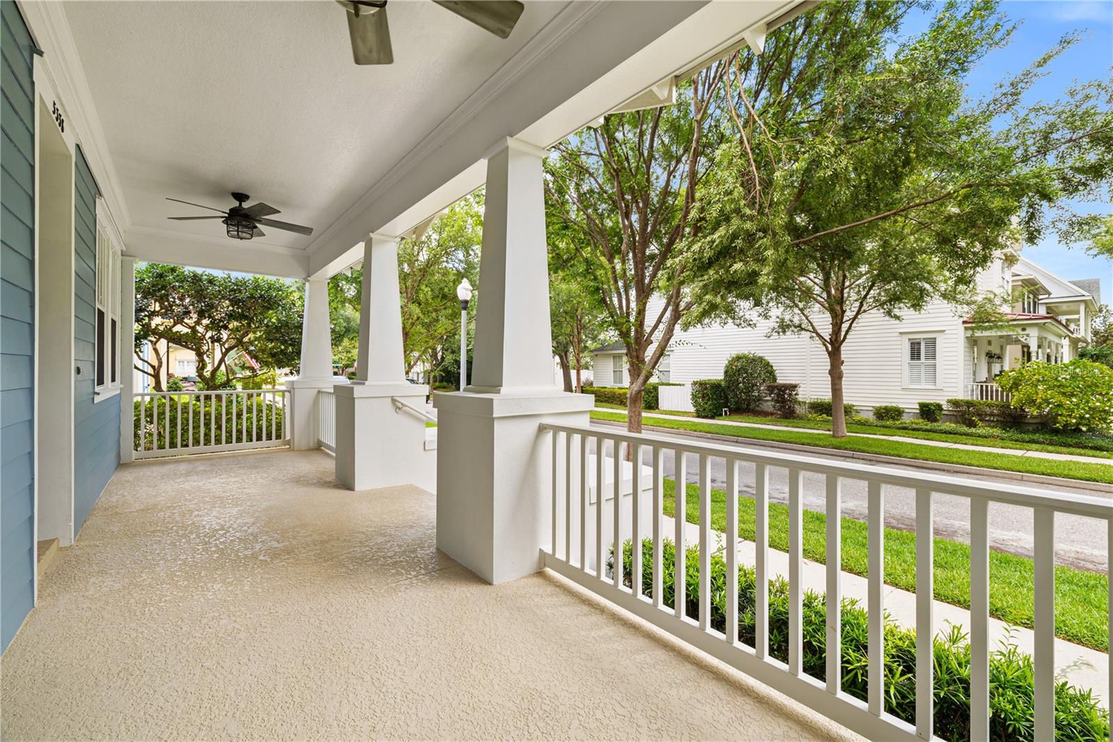 Listing photo id 1 for 5338 Ardsdale Lane