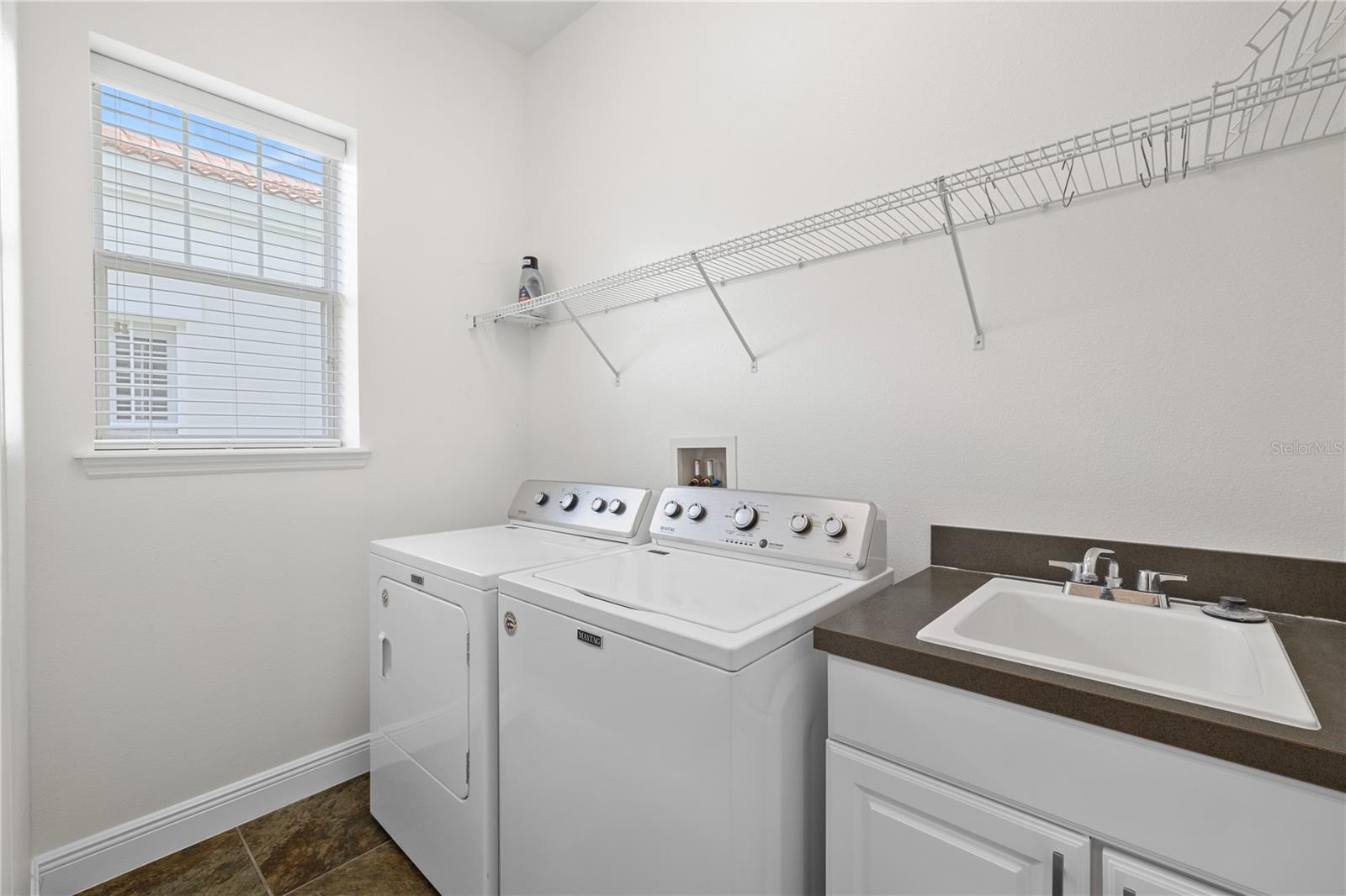 Listing photo id 36 for 5338 Ardsdale Lane