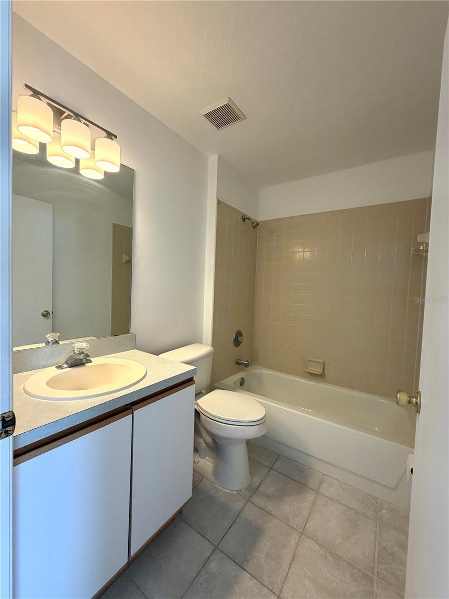 Image 11 of 19 For 9176 Fort Jefferson Boulevard