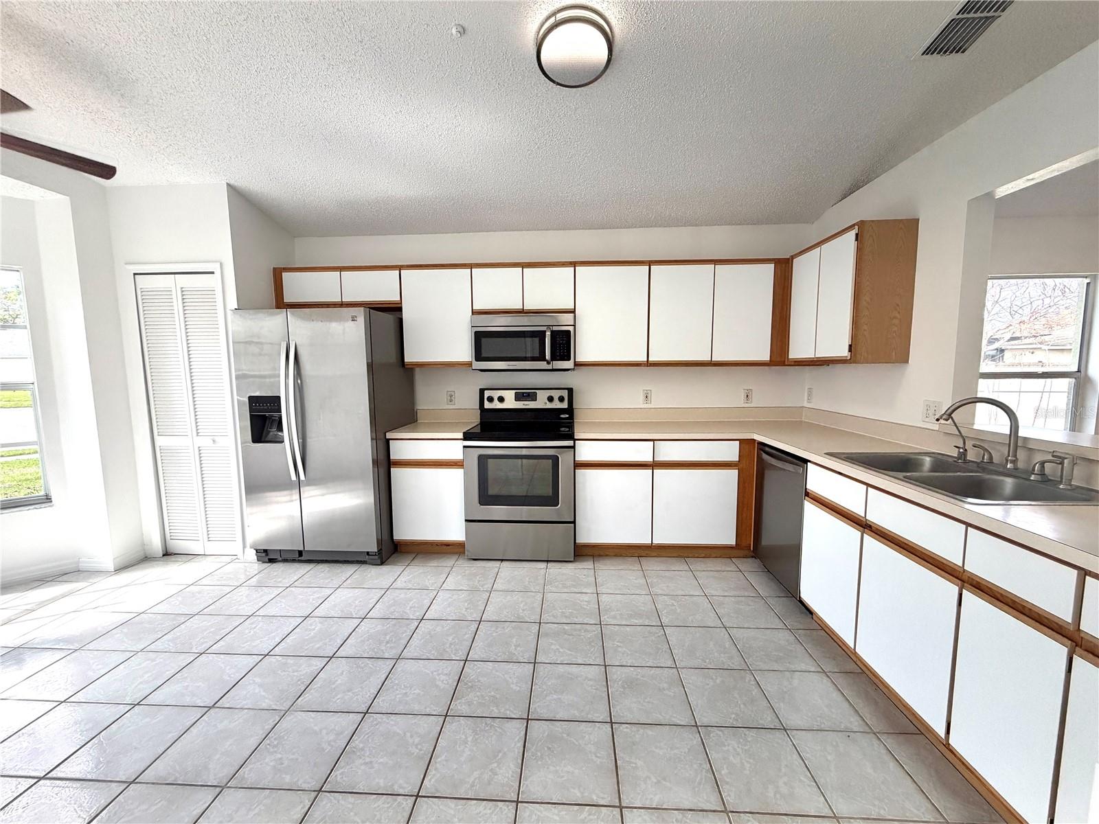 Image 5 of 19 For 9176 Fort Jefferson Boulevard