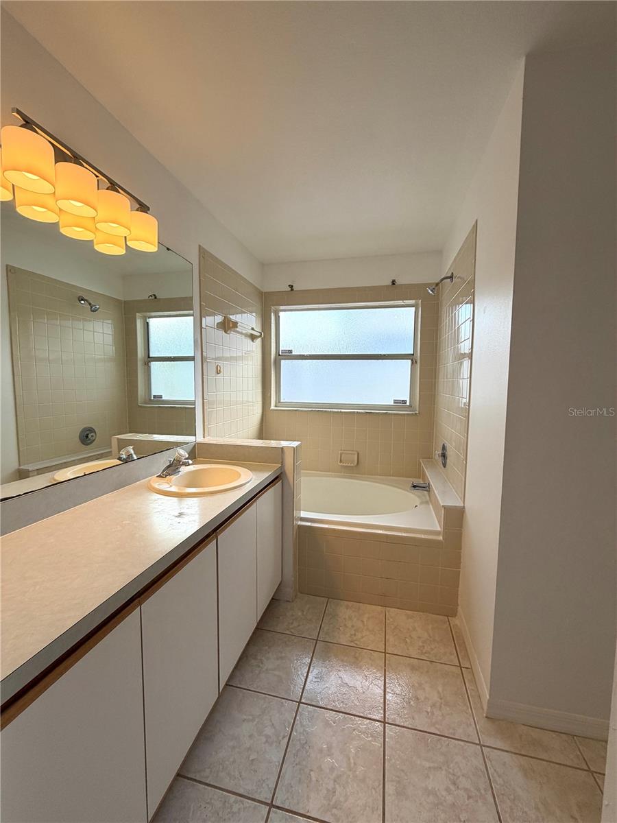 Image 8 of 19 For 9176 Fort Jefferson Boulevard