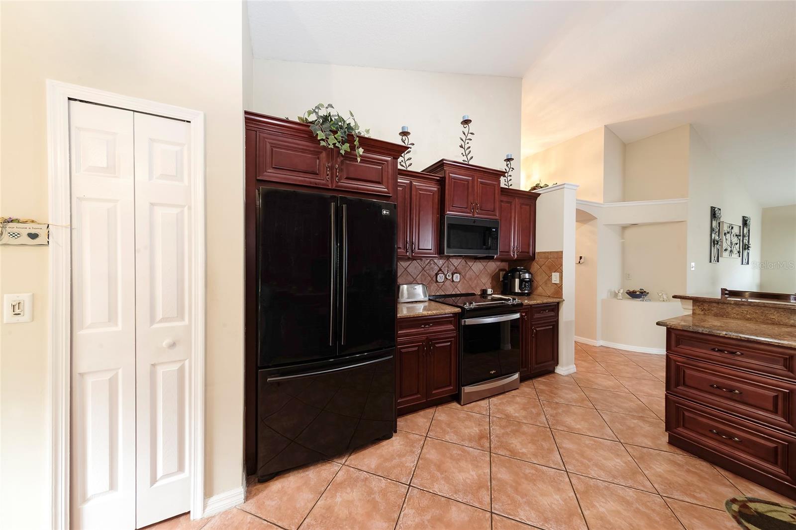 Image 5 of 27 For 2679 Alamosa Place