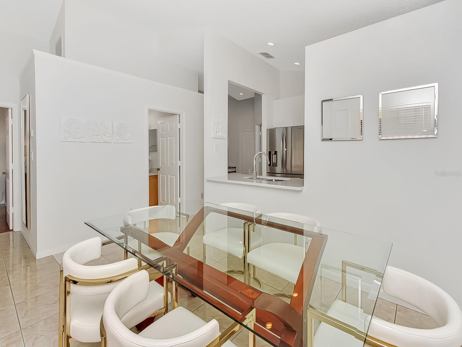 Image 10 of 45 For 4122 Tunitas Court