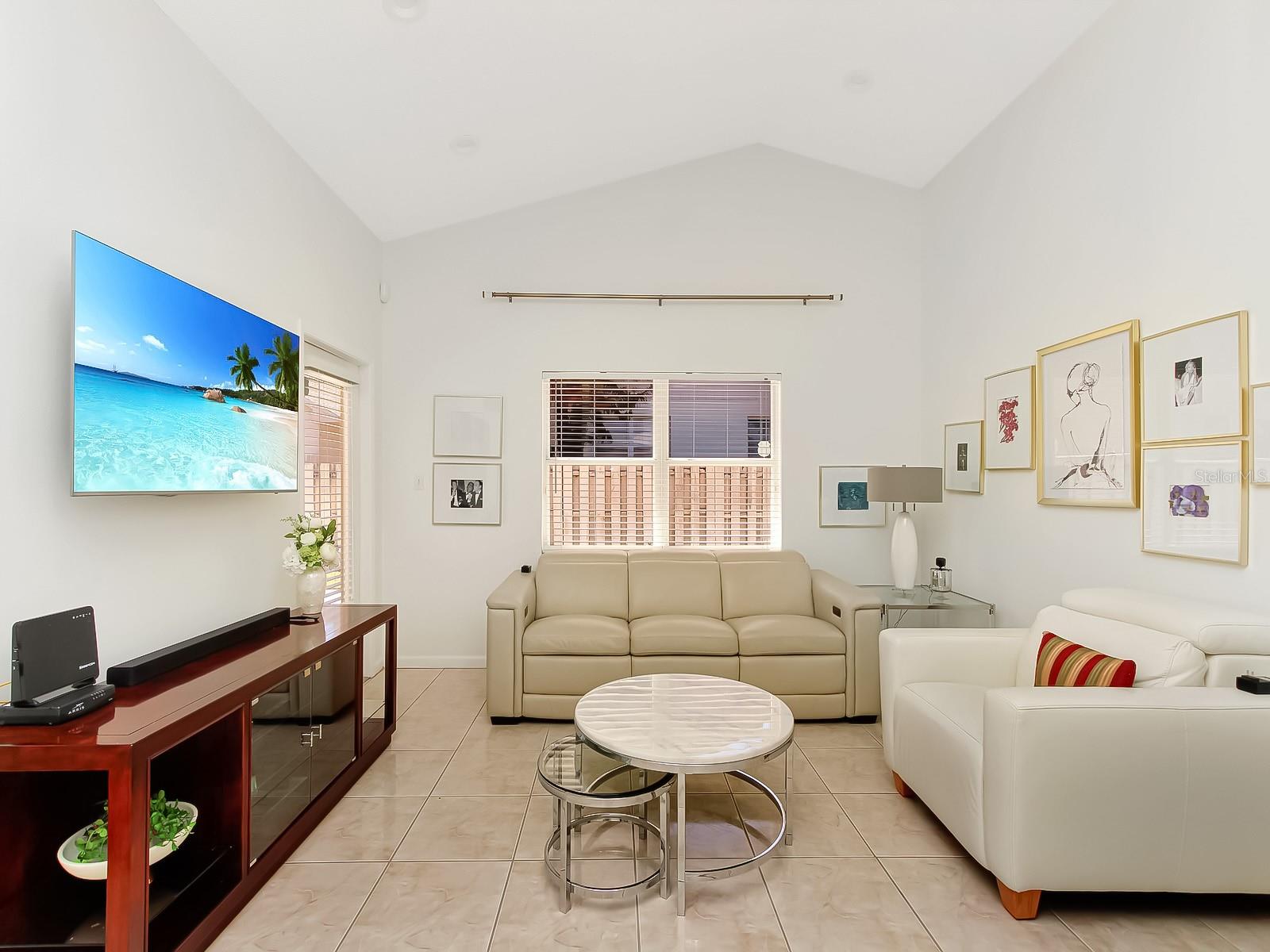 Image 13 of 45 For 4122 Tunitas Court