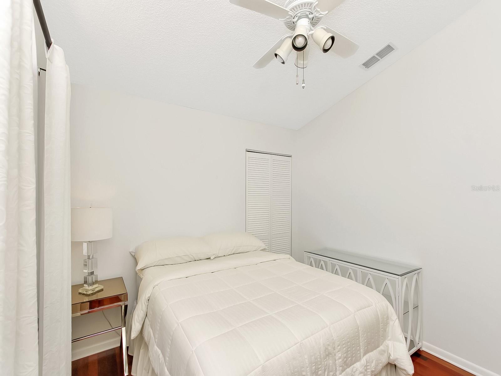 Image 23 of 45 For 4122 Tunitas Court