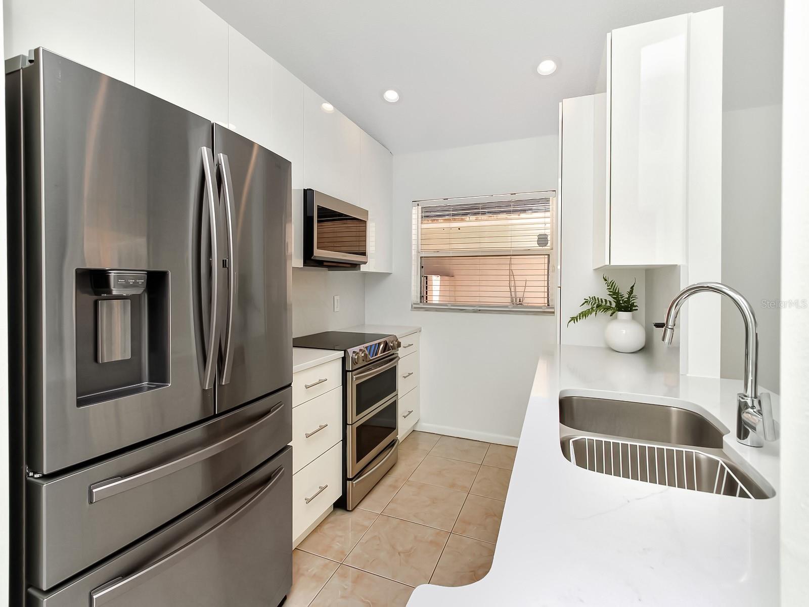 Image 3 of 45 For 4122 Tunitas Court