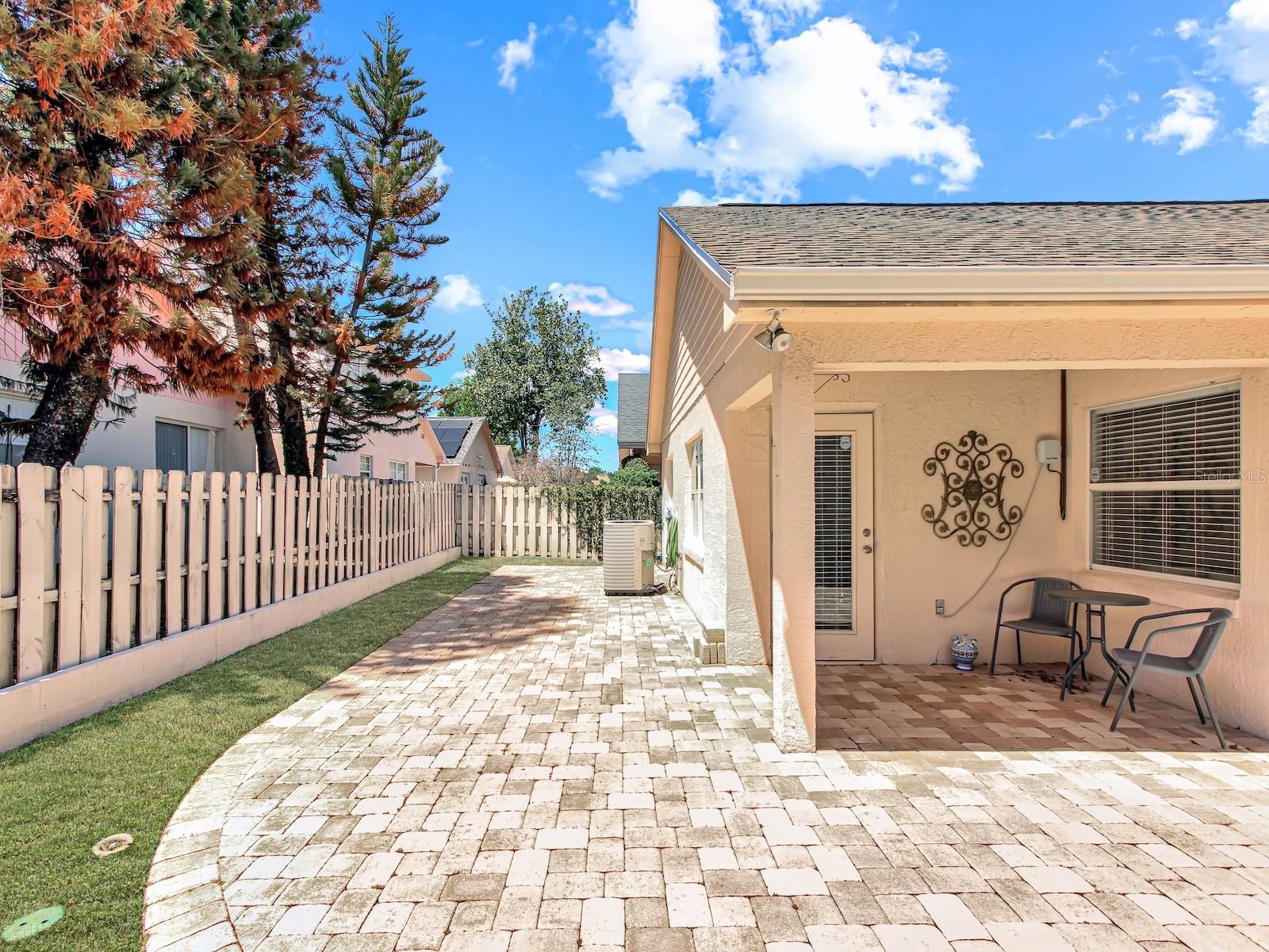 Image 33 of 45 For 4122 Tunitas Court