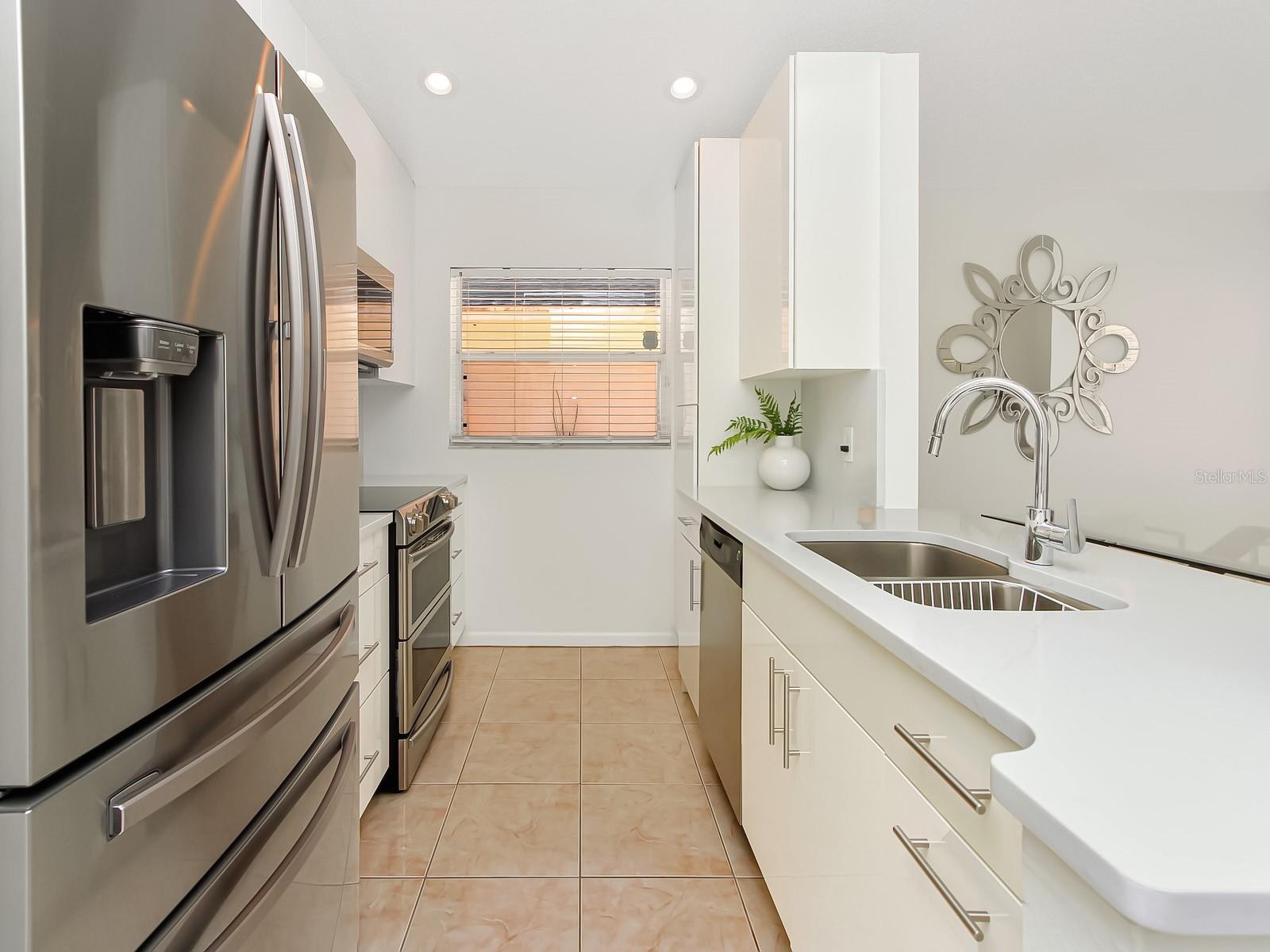 Image 4 of 45 For 4122 Tunitas Court