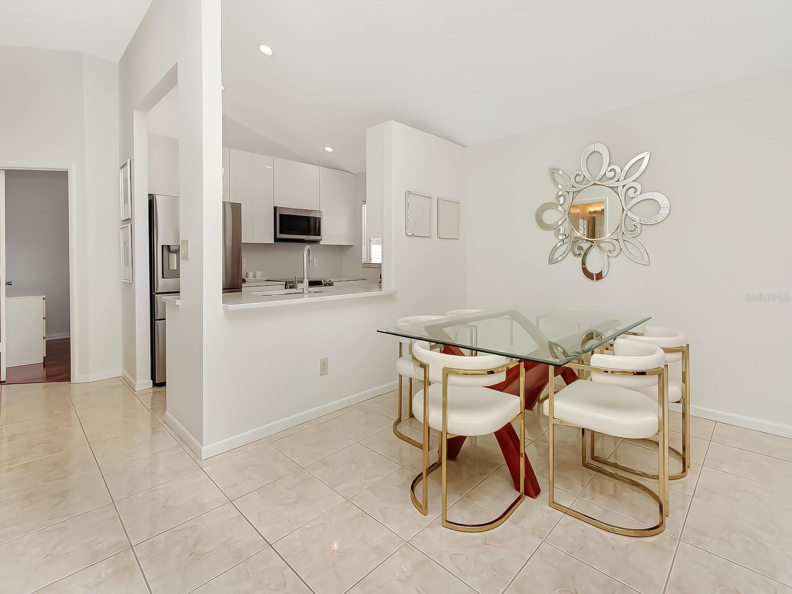 Image 7 of 45 For 4122 Tunitas Court