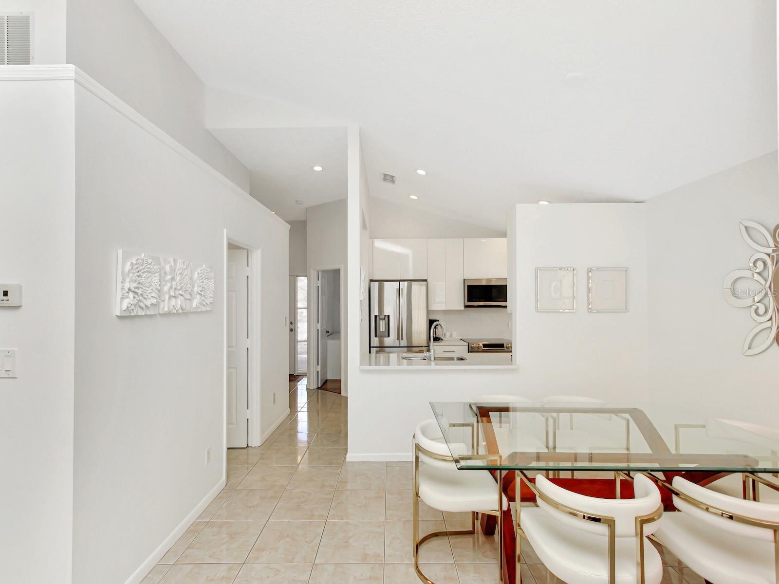 Image 8 of 45 For 4122 Tunitas Court