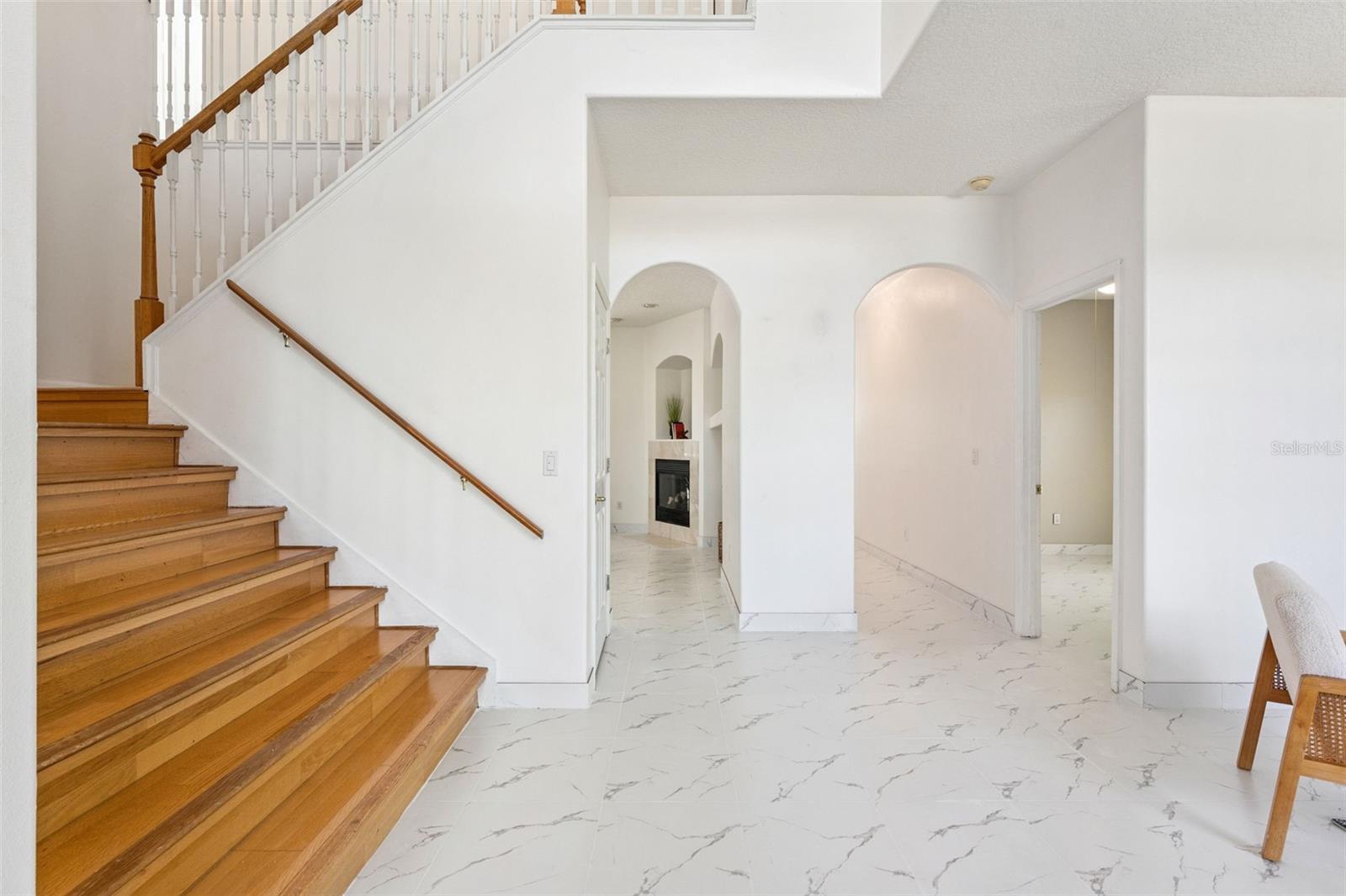 Image 11 of 52 For 2205 Wintermere Pointe Drive