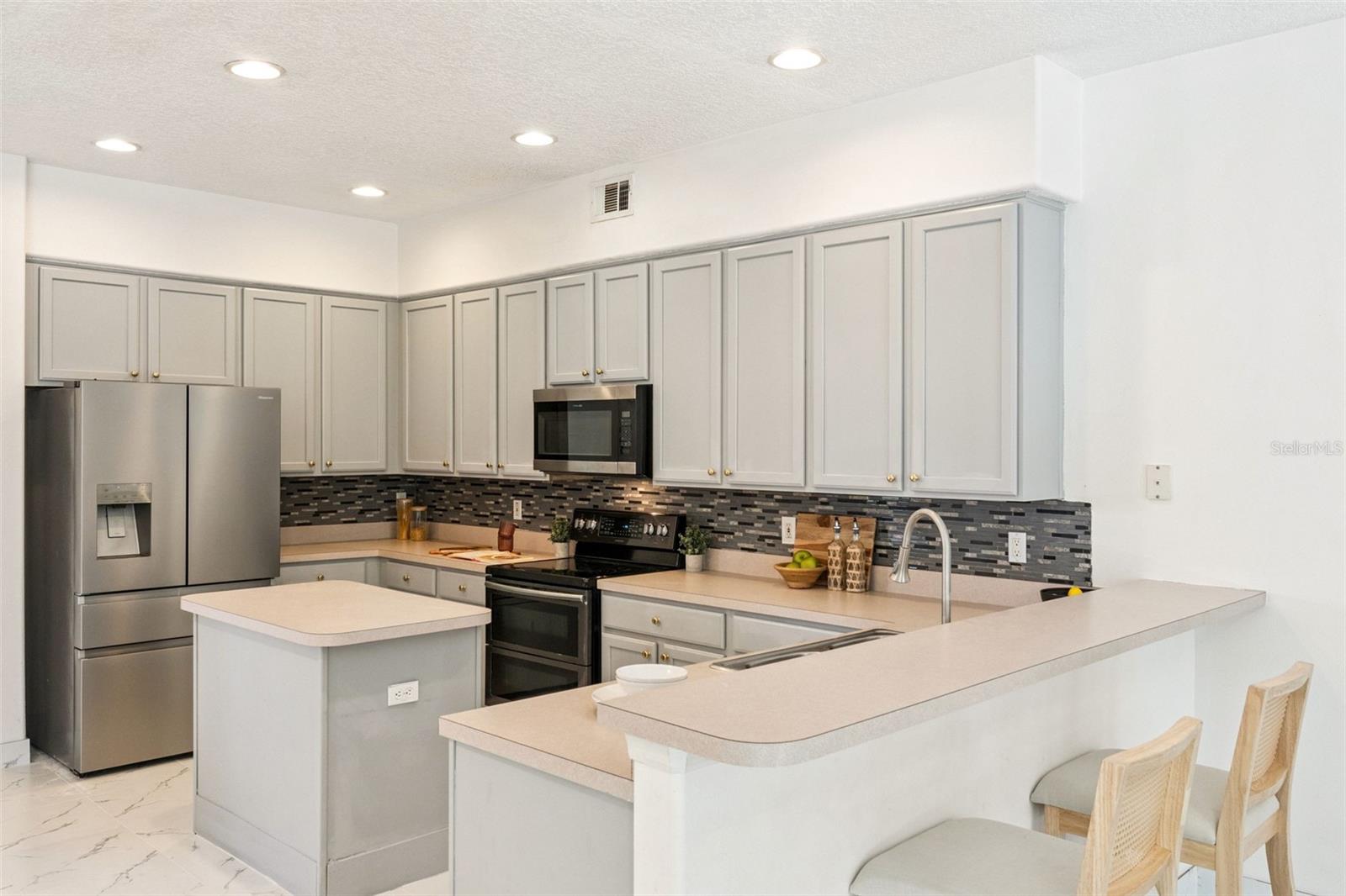 Image 18 of 52 For 2205 Wintermere Pointe Drive