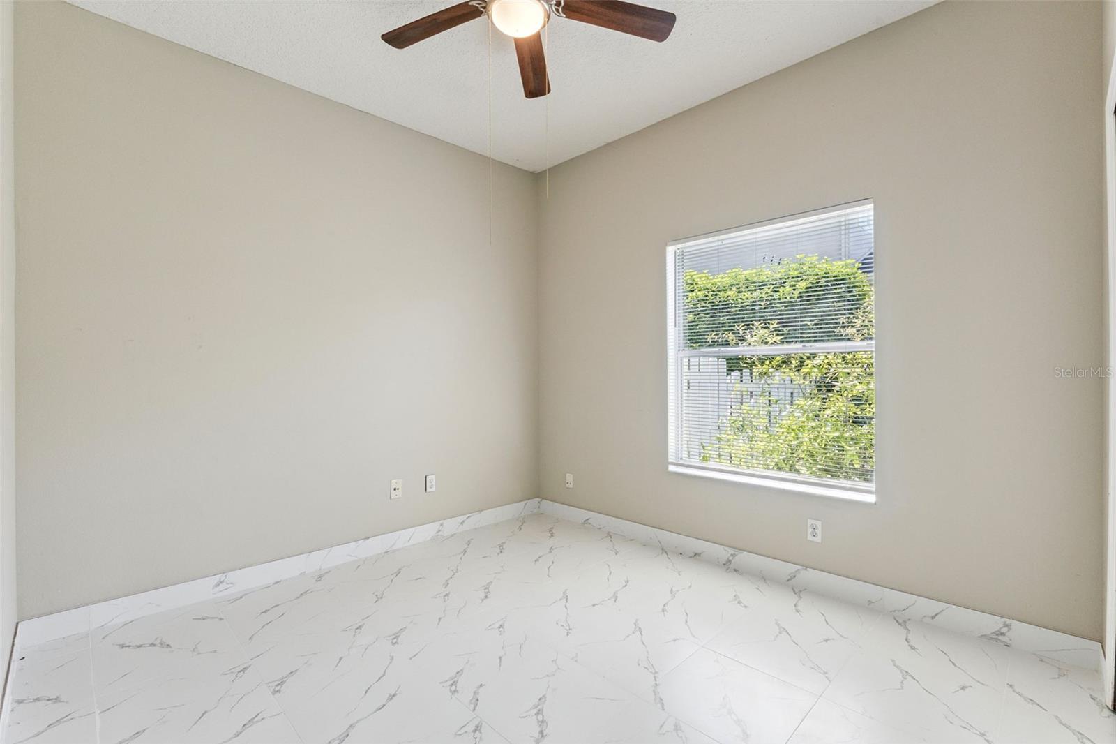 Image 22 of 52 For 2205 Wintermere Pointe Drive