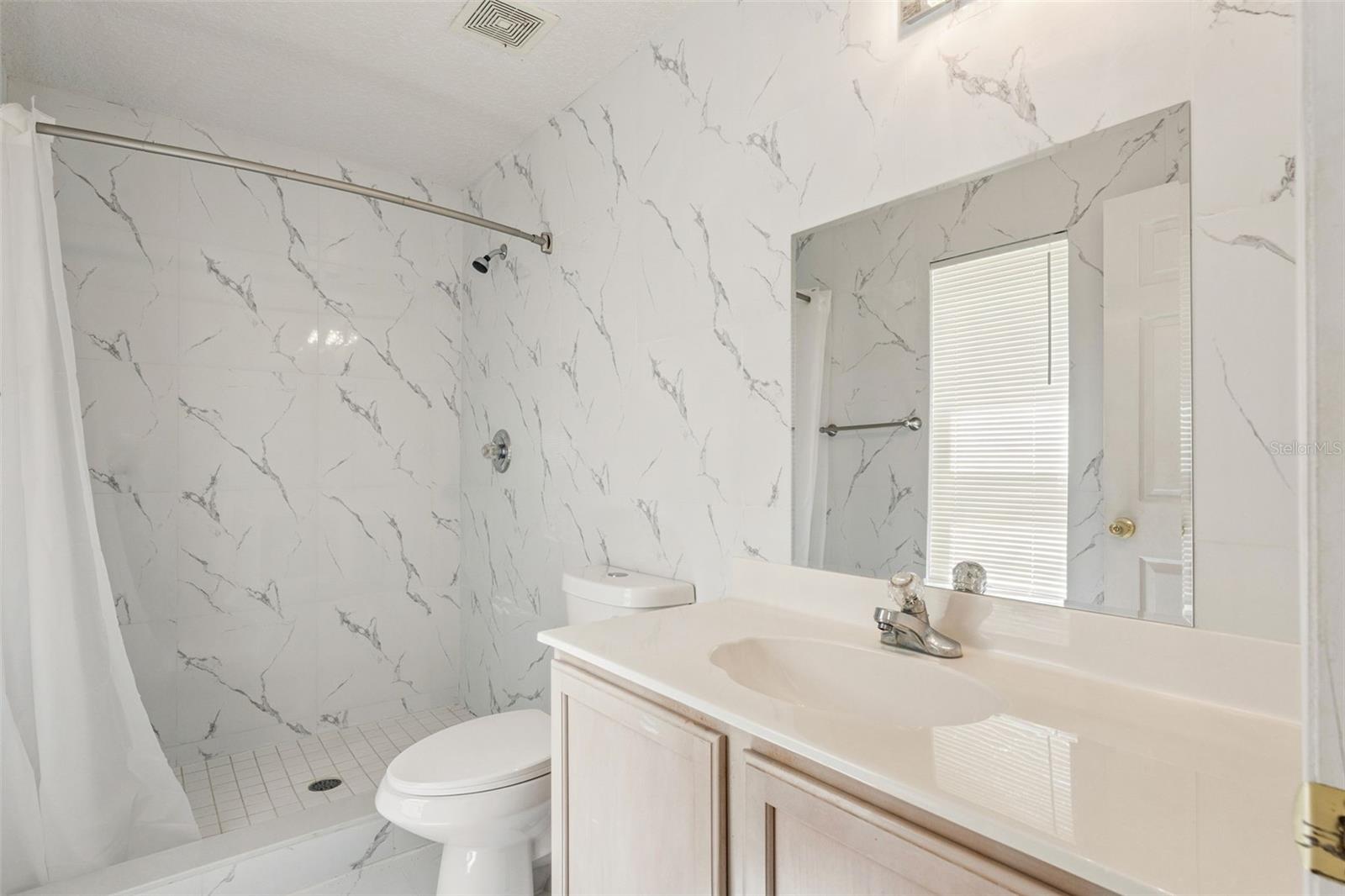 Image 23 of 52 For 2205 Wintermere Pointe Drive