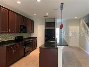 Image 3 of 16 For 2095 Velvet Leaf Drive