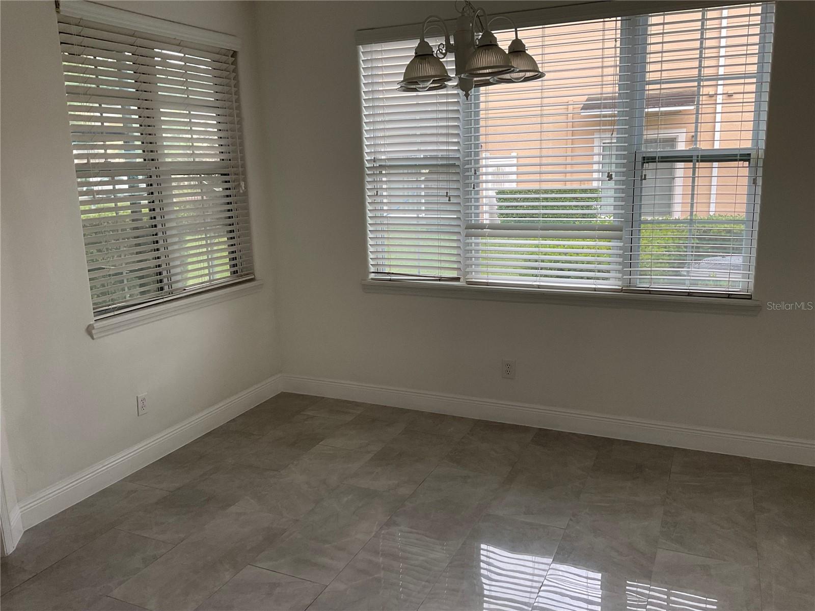 Image 14 of 18 For 10134 Willow Grove Court