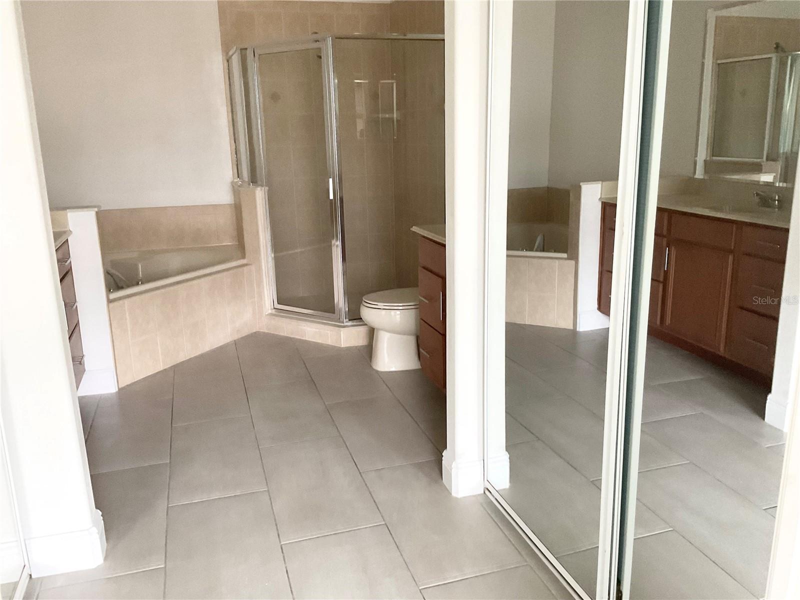 Image 15 of 18 For 10134 Willow Grove Court