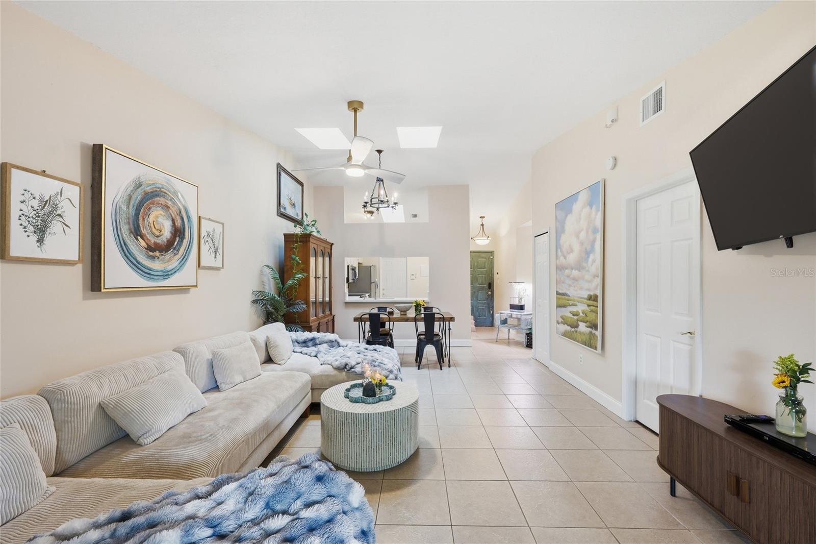 Image 7 of 18 For 993 Wildflower Way