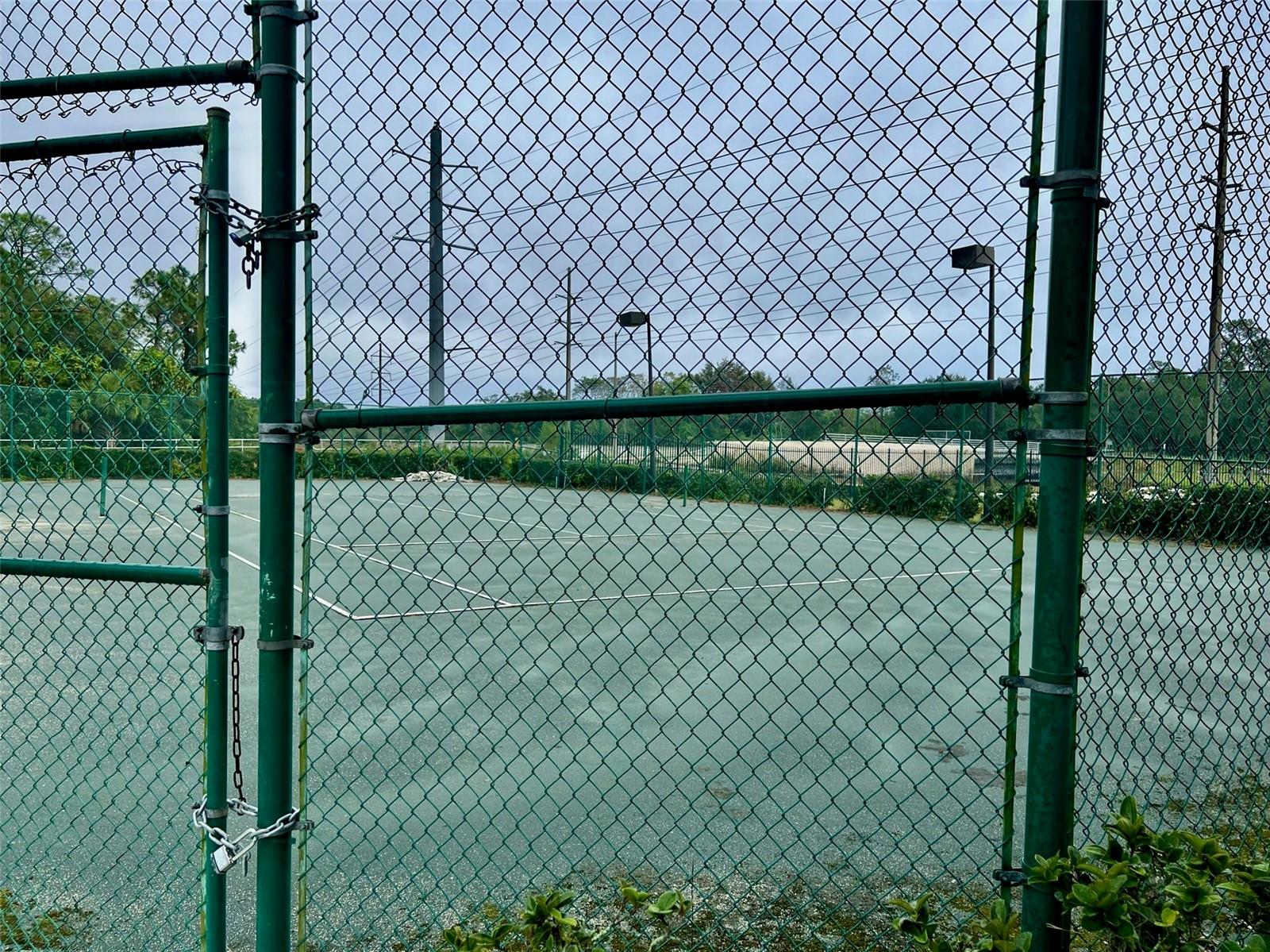 Image 10 of 22 For 5578 Metrowest Boulevard 1-302