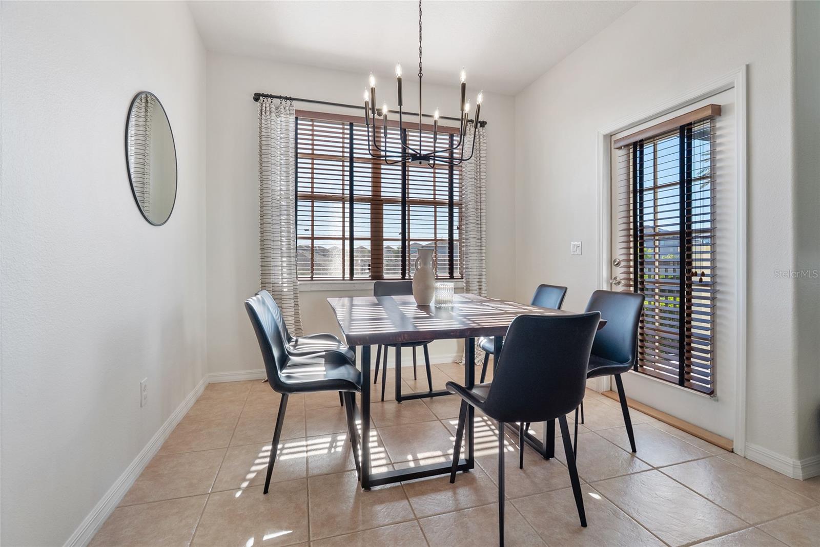 Image 15 of 39 For 13415 Fountainbleau Drive 5-6