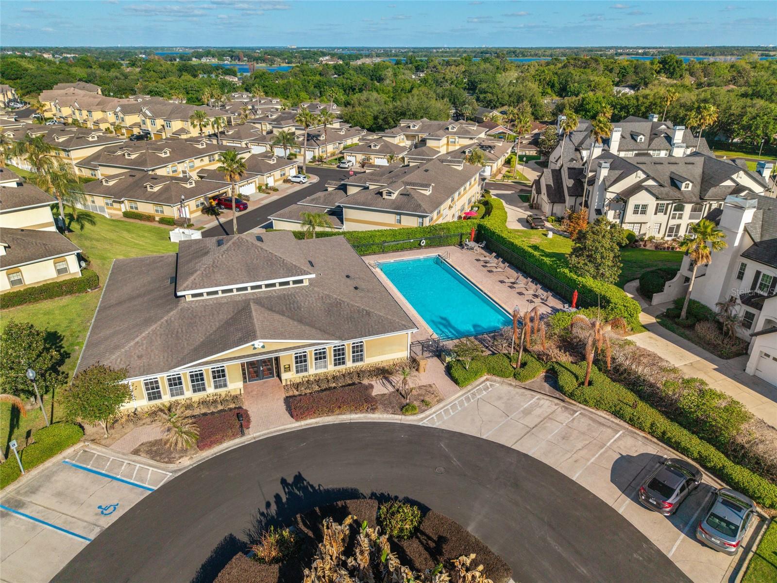 Image 33 of 39 For 13415 Fountainbleau Drive 5-6