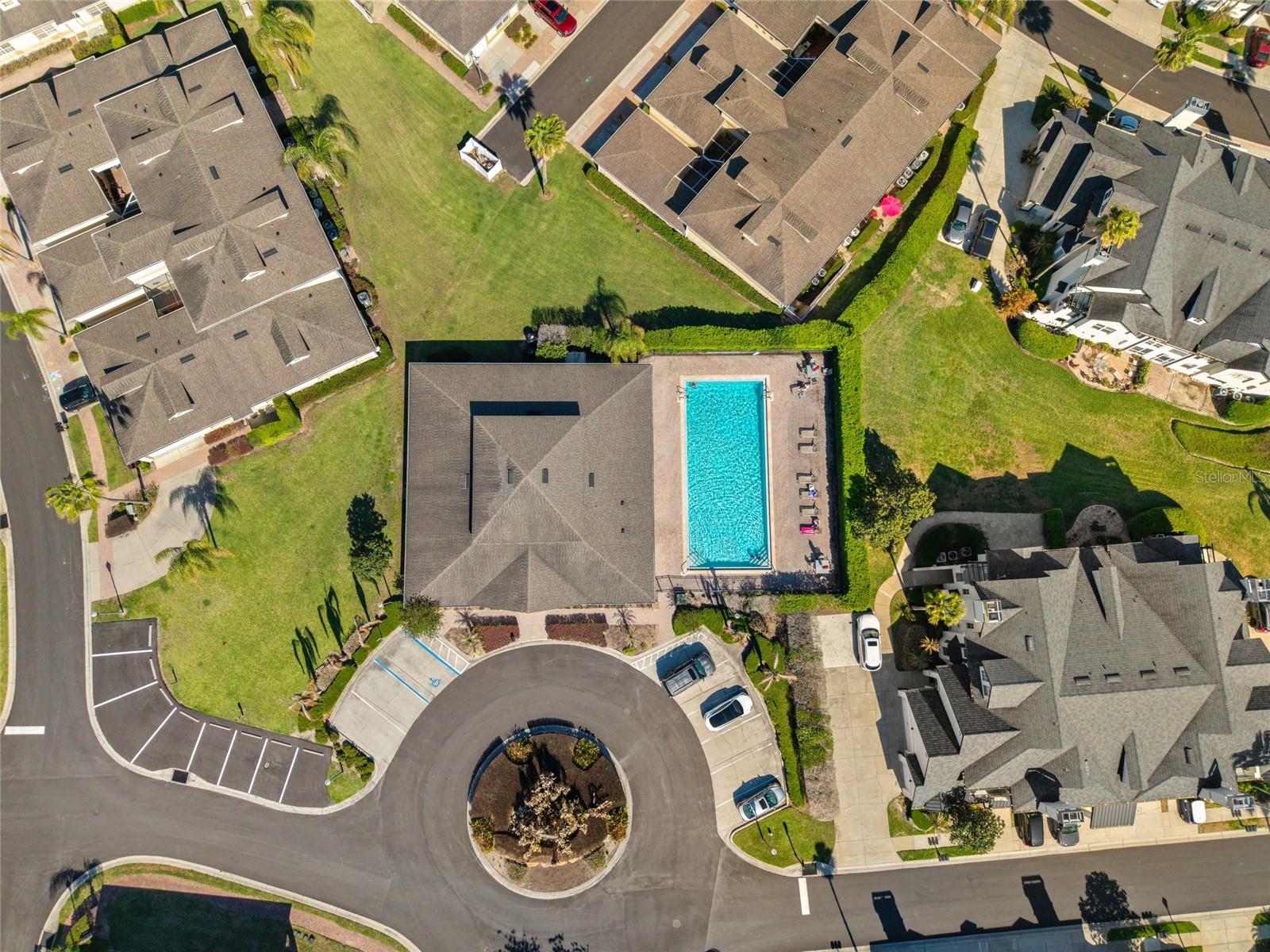 Image 34 of 39 For 13415 Fountainbleau Drive 5-6