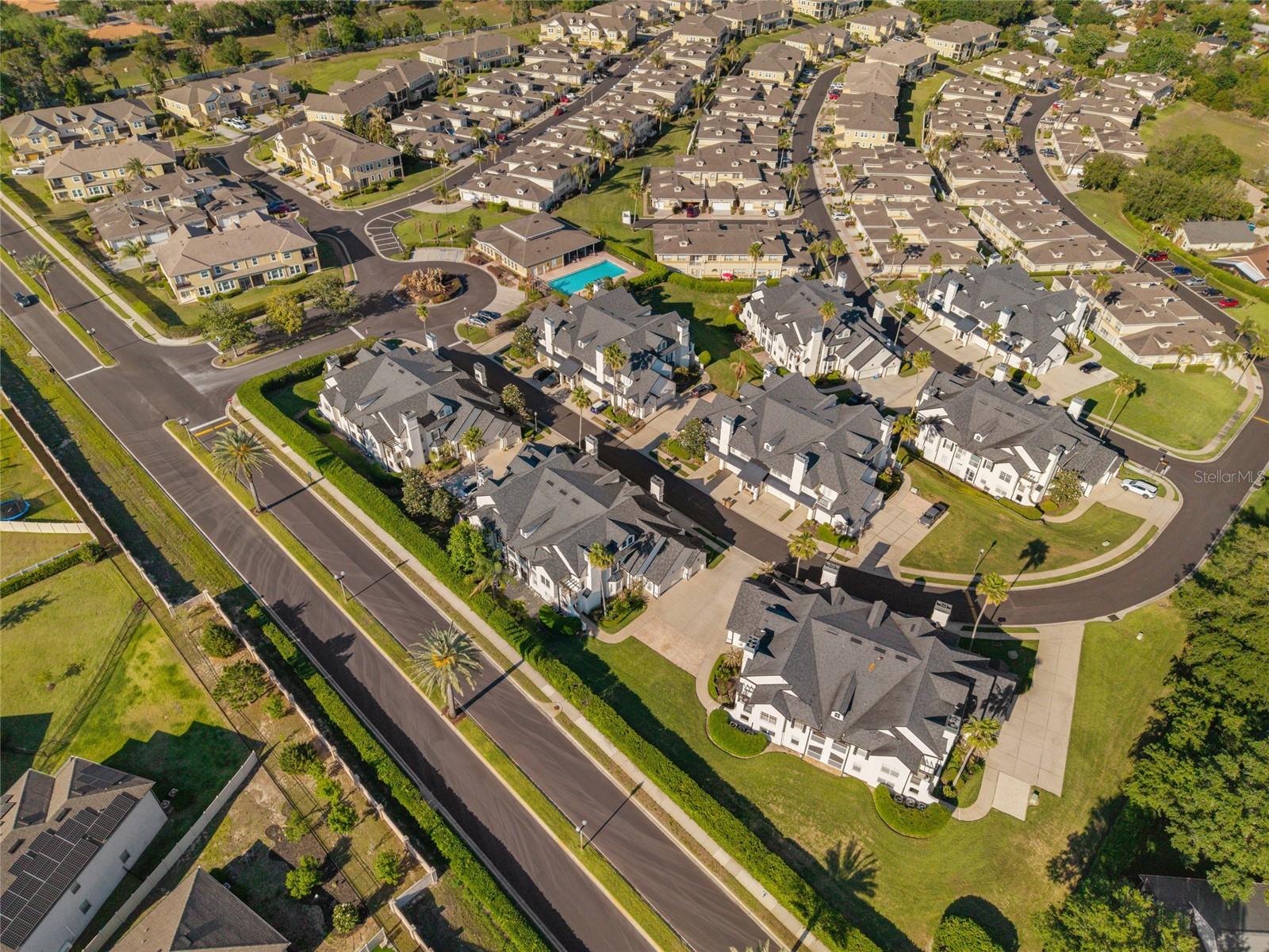 Image 35 of 39 For 13415 Fountainbleau Drive 5-6