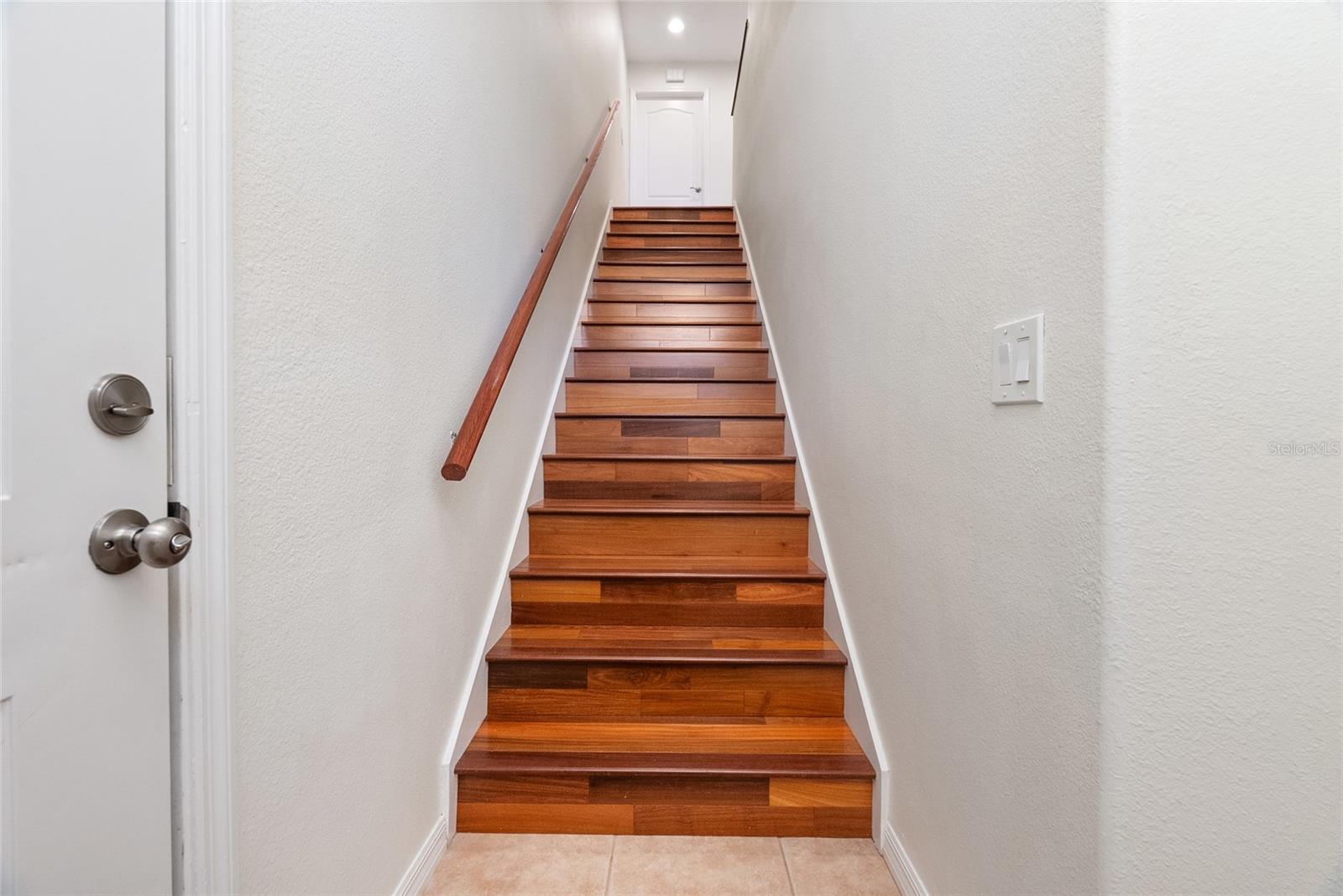 Image 4 of 39 For 13415 Fountainbleau Drive 5-6