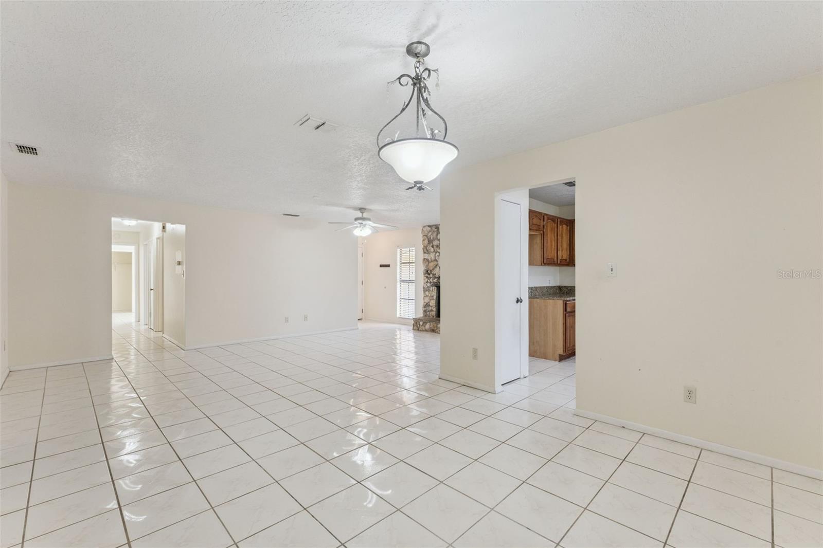 Image 5 of 20 For 1328 Andes Drive