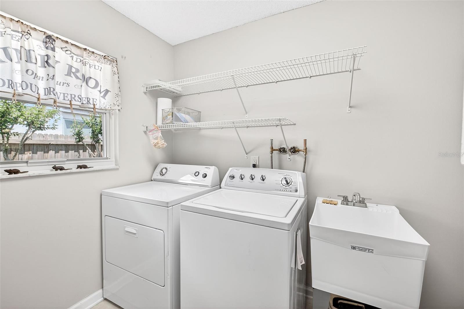Image 16 of 37 For 2225 Winter Woods Boulevard