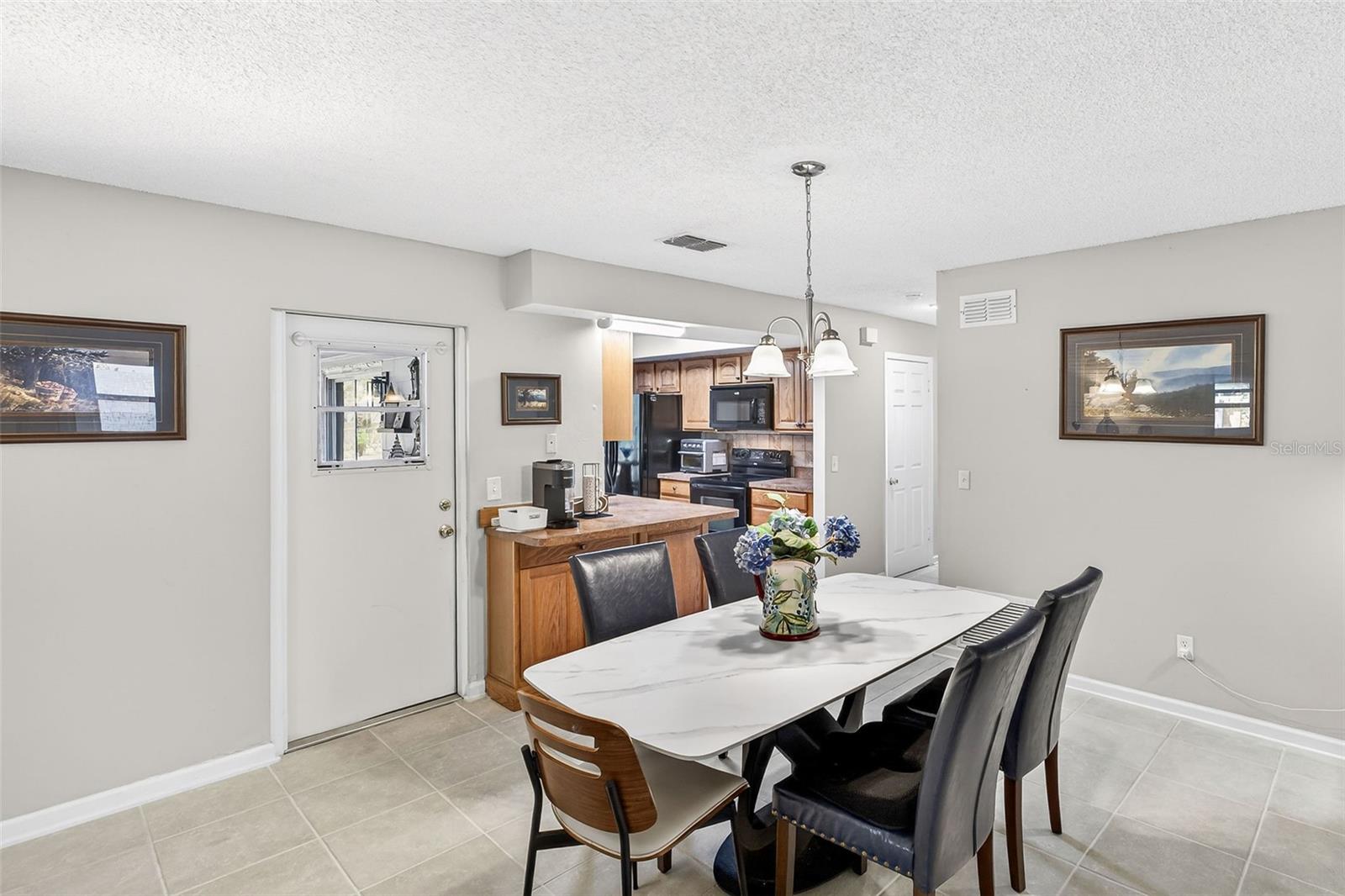 Image 32 of 37 For 2225 Winter Woods Boulevard
