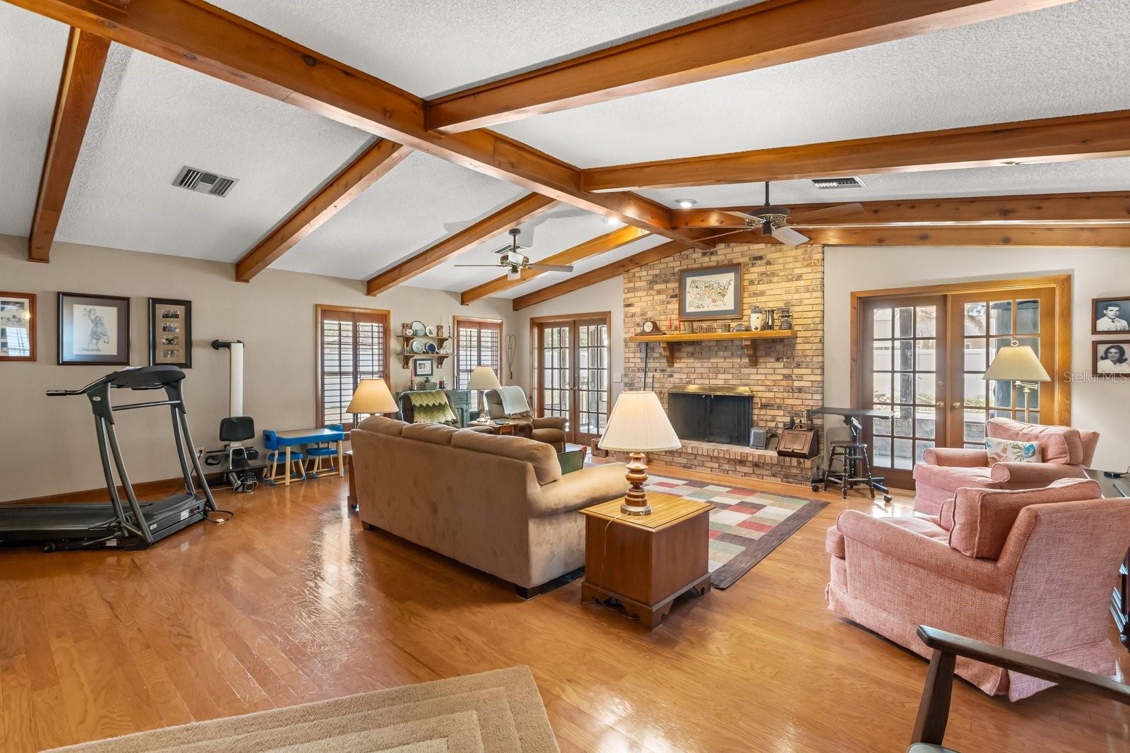 Image 4 of 20 For 4925 Hoperita Street